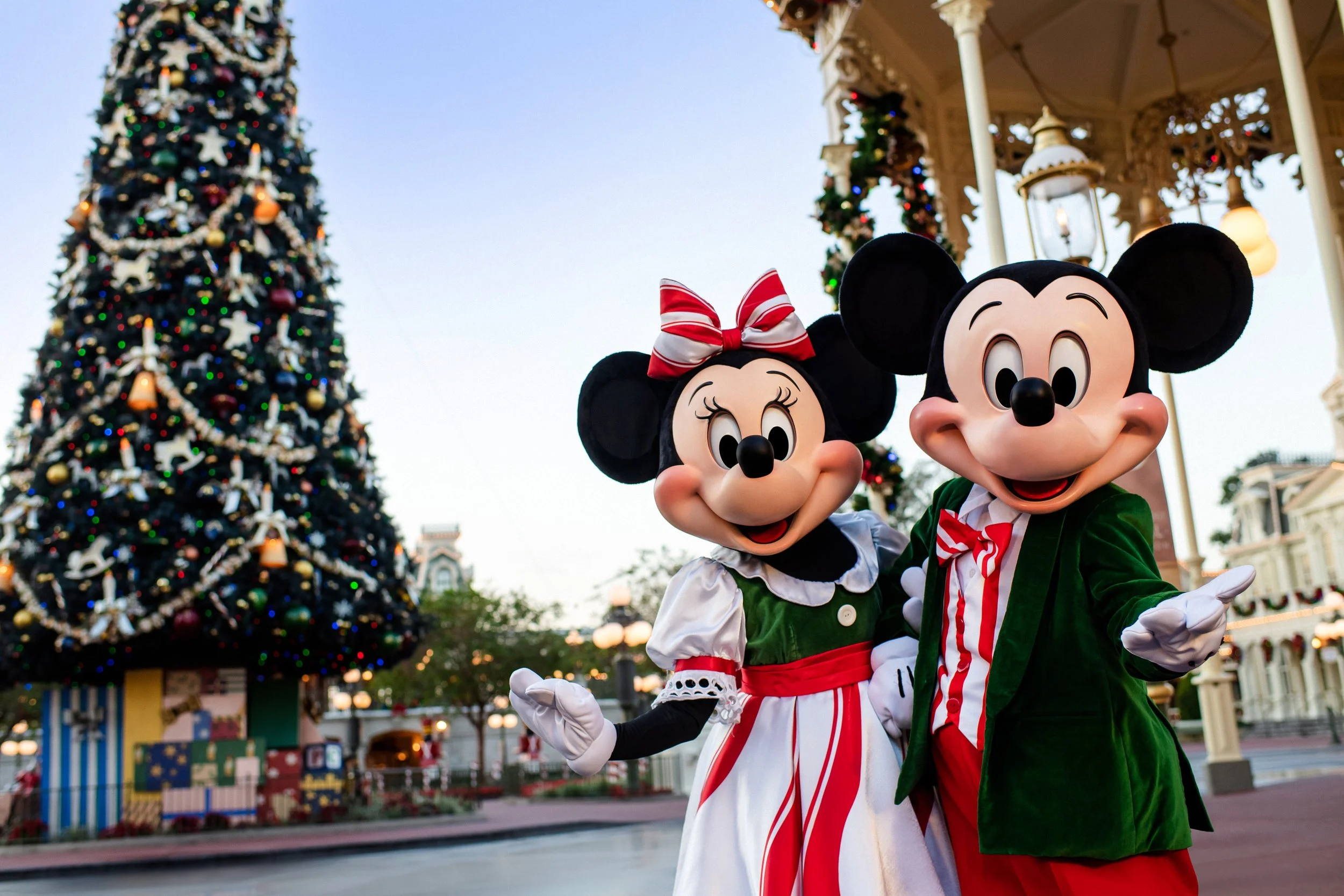 Experience Holiday Magic at Walt Disney World Resort This Winter