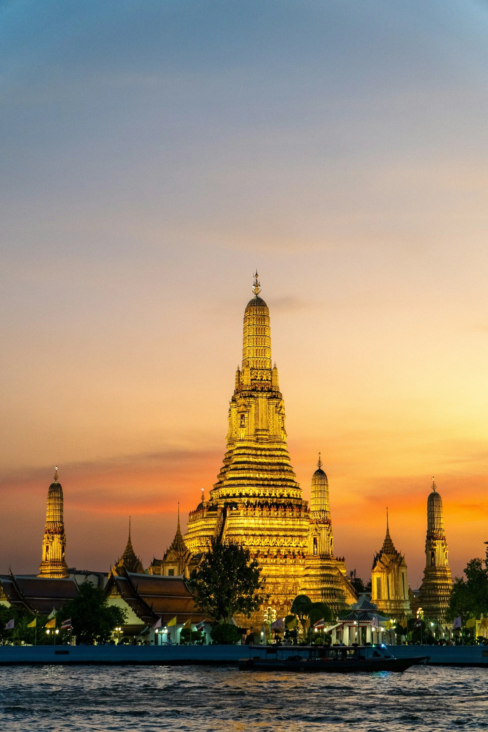 Asia itineraries are perfect for family travel looking for cultural experiences.