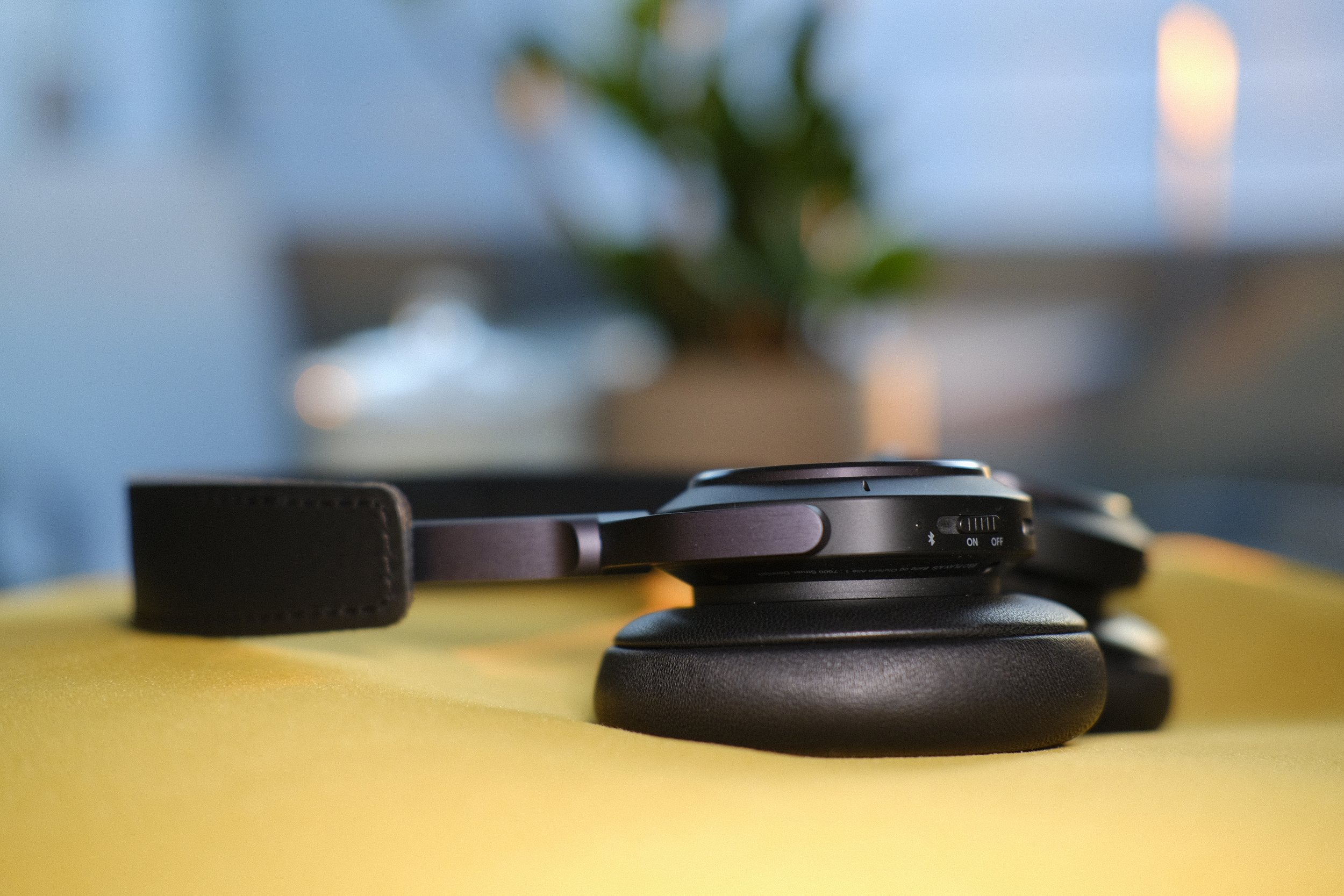 Bang & Olufsen Beoplay H9 (3rd Generation) Review — Classical Guitar Tones Bang & Olufsen Beoplay H9 (3rd Generation) Review — Classical Guitar Tones