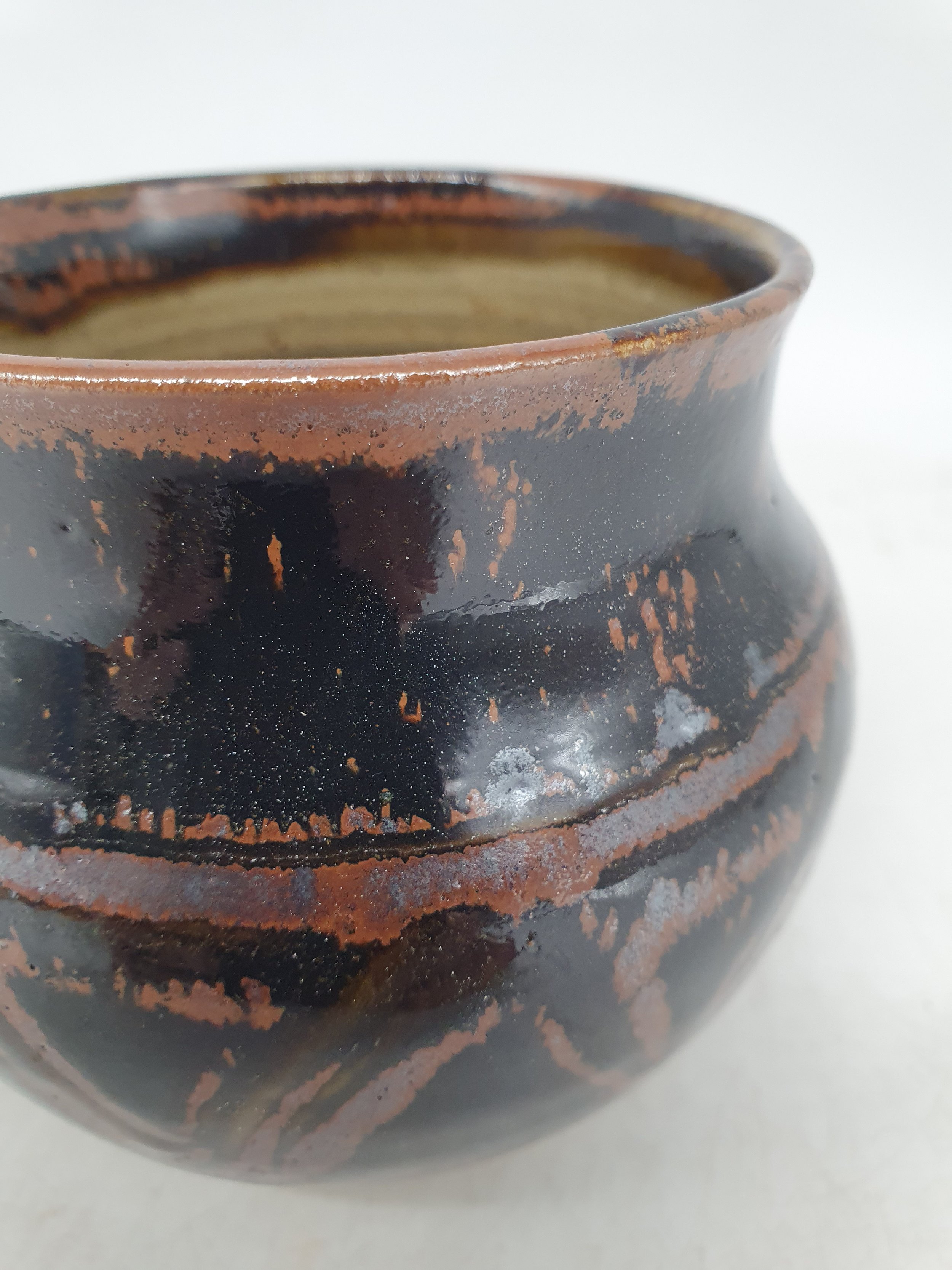 Large Coffee Mug Iron Decorated — Pottery