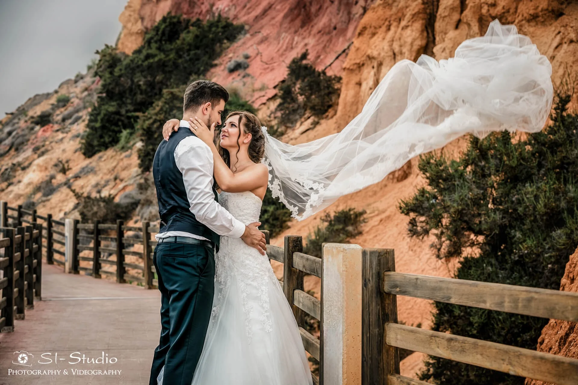 hochzeitsfotograf-rlp_hochzeitsfotos-rlp_kirchliche-trauung-mainz_hochzeitsbilder_hochzeitsfotografie_mainz-0468.jpg