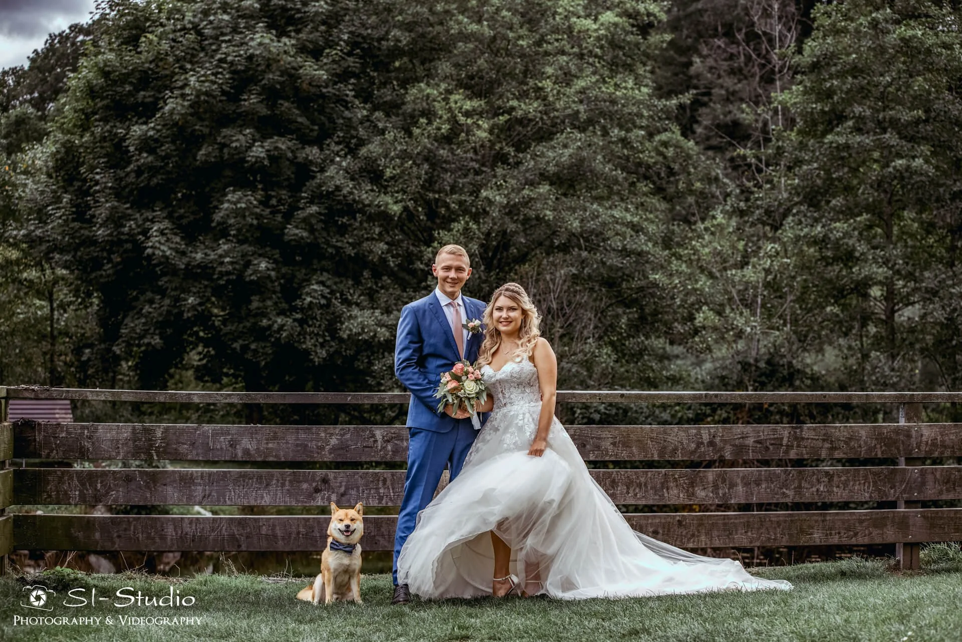 edle_hochzeit_kirchliche_trauung_garten_party_brautpaar_fotoshooting_fotograf_si_studio_photography_videography-0070.jpg