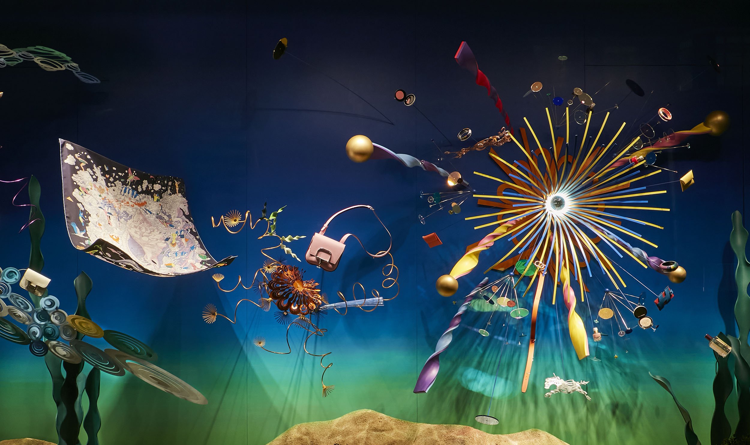 Tsai-Yoshikawa-The-Tail-of-The-Ocean-Carousel-Hermes-Christmas-Artist-Festive-Window-2022-London-UK-05.jpg