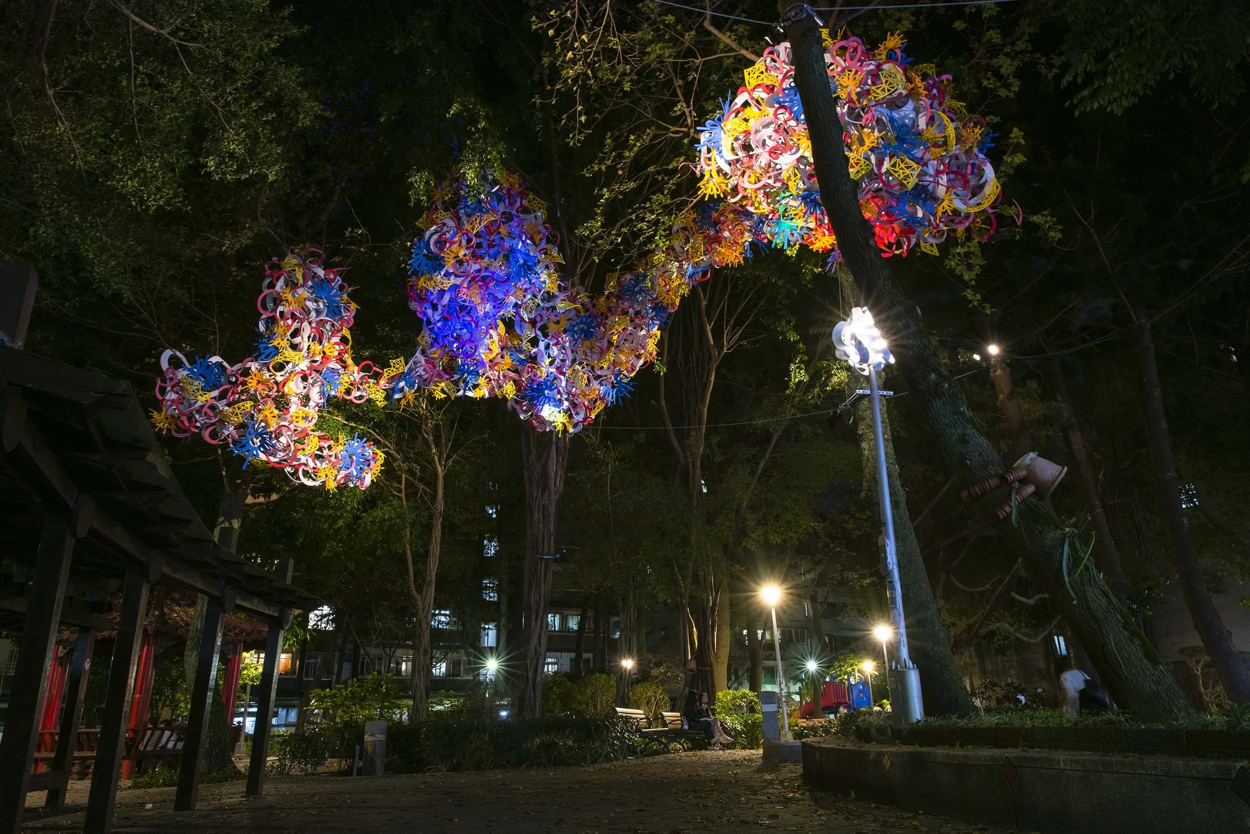 Tsai-Yoshikawa-First-Light-Tree-Art-Installation-Light-Up-the-Future-Yanji-Park-2023-Taiwan-Lantern-Festival-in-Taipei-05.jpg