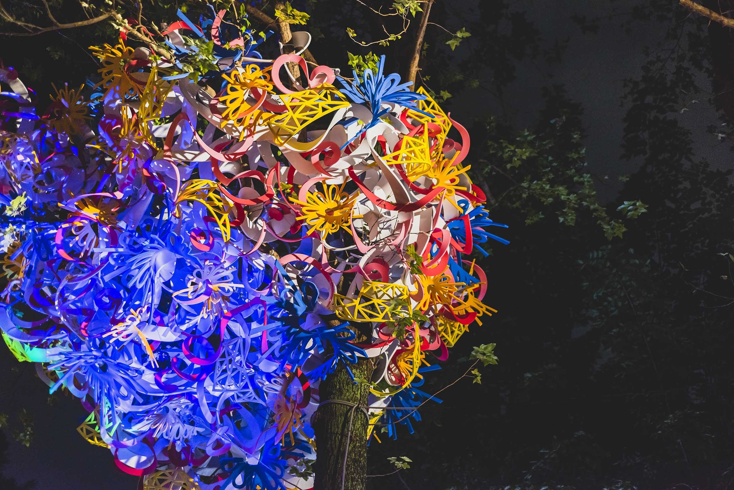 Tsai-Yoshikawa-First-Light-Tree-Art-Installation-Light-Up-the-Future-Yanji-Park-2023-Taiwan-Lantern-Festival-in-Taipei-12.jpg