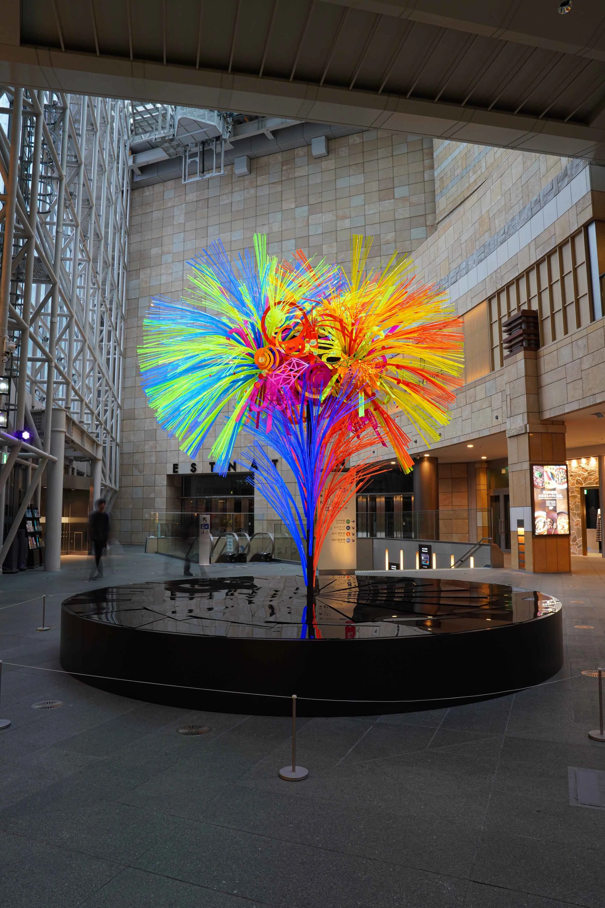  The 'Bliss of Luxuriance' series explores the effect of light interacting with varied textures, materials and luminous colour-ways to create the impression that the installations are illuminated from within.&nbsp;&nbsp;The radiant colours of 'Reflec