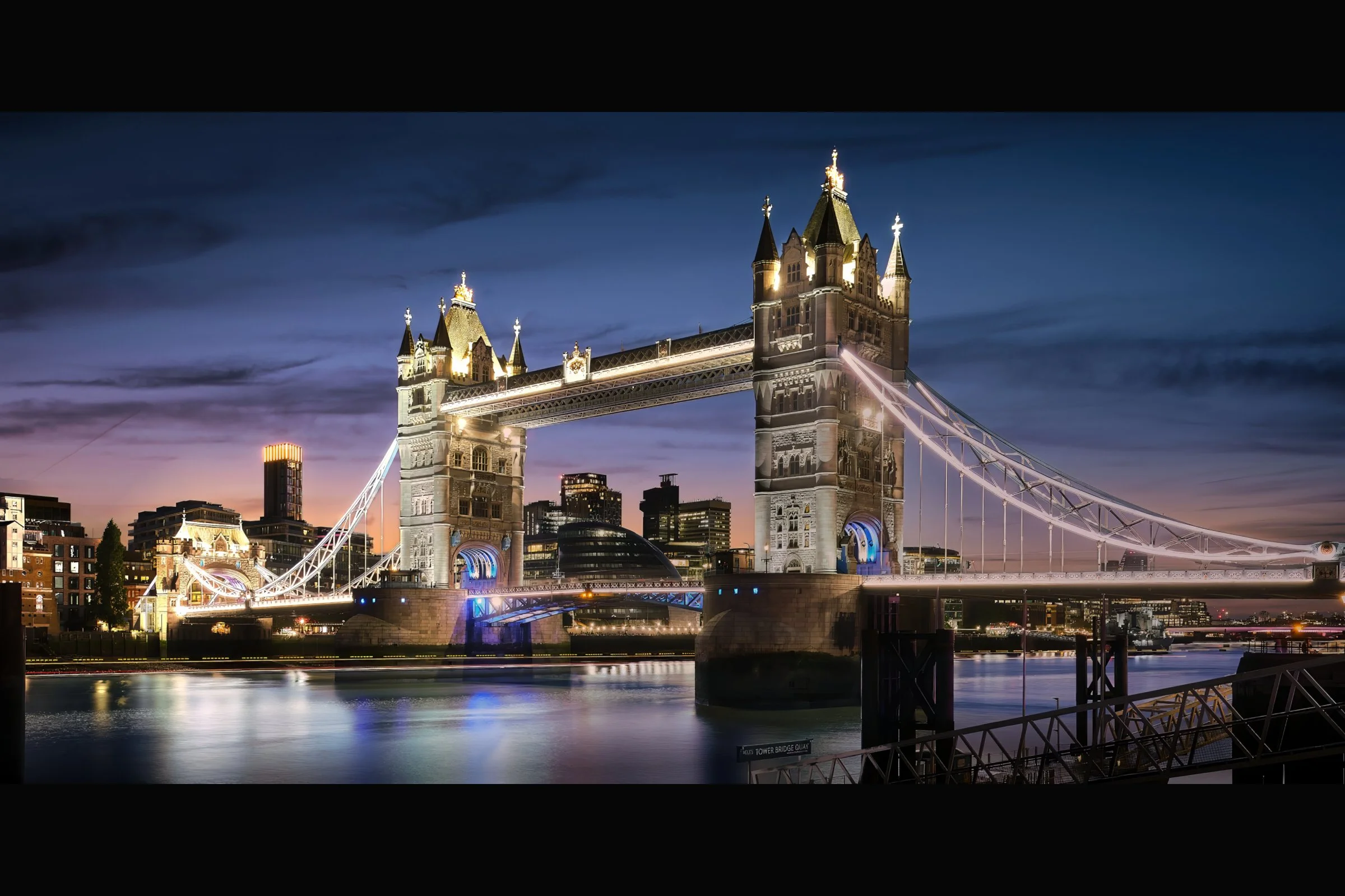 Tower Bridge panoramic 2