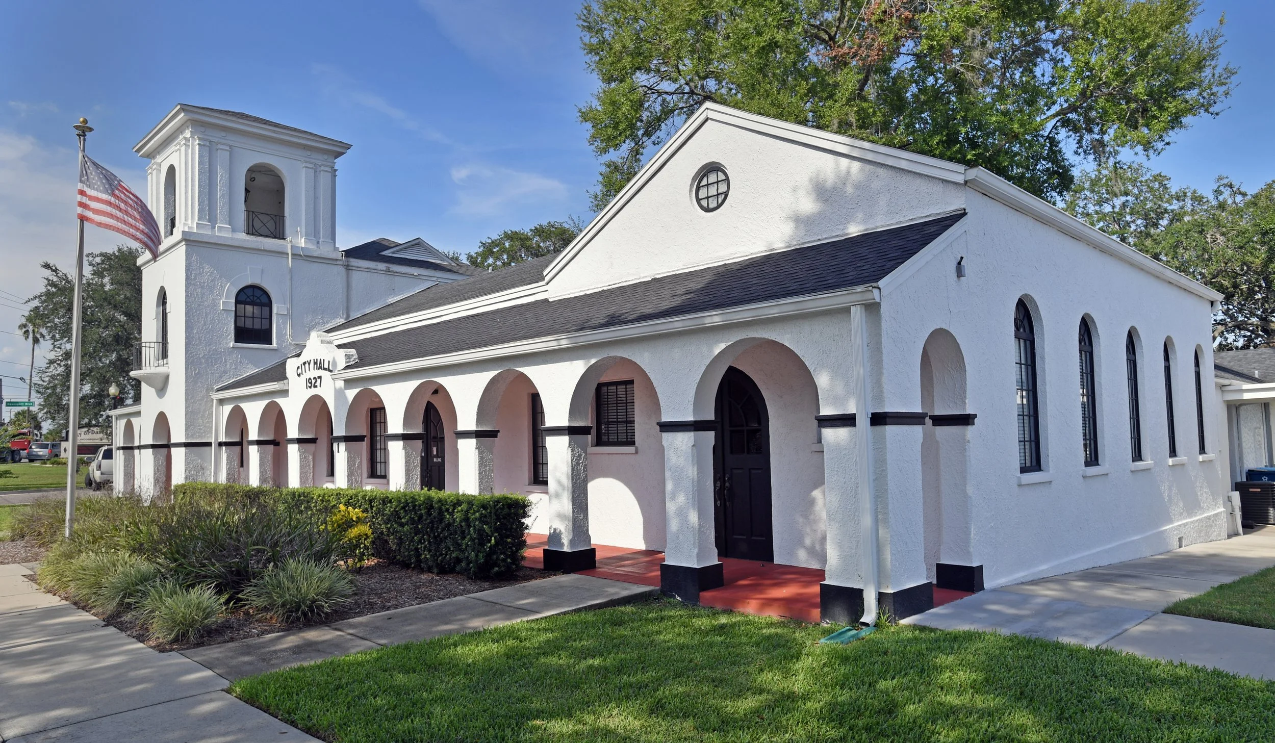 081423 sw Dav. City Hall 2.jpg