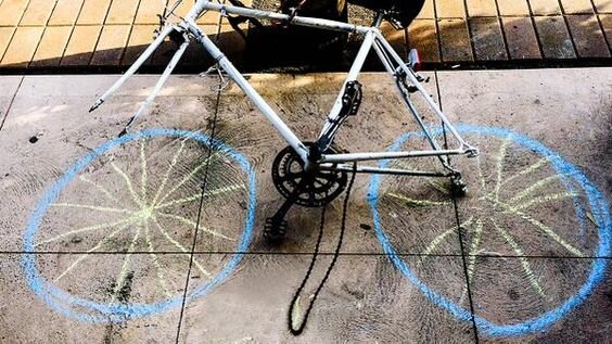 Geen oplossingen - wel kunst.