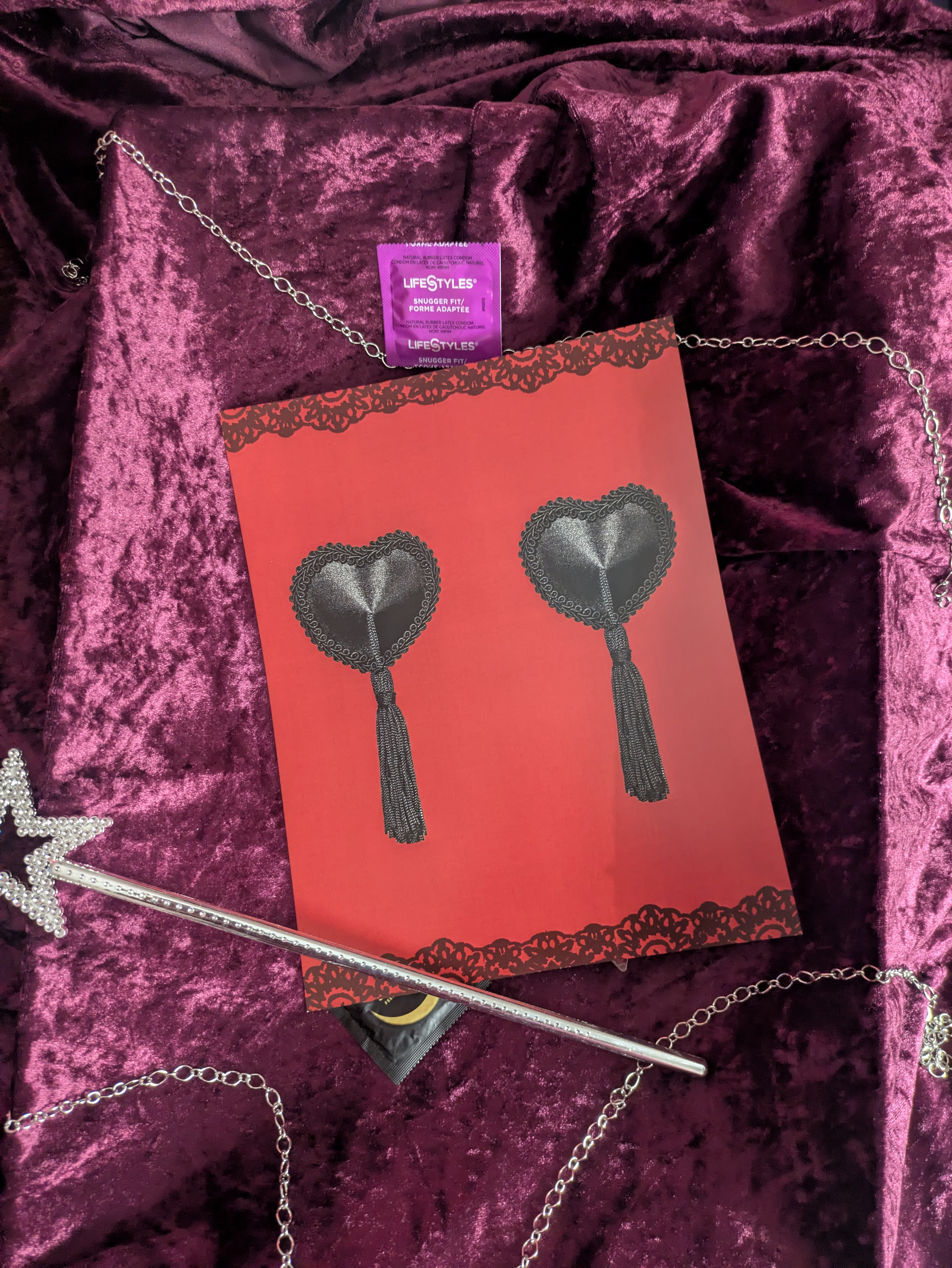 Heart Tassels Print