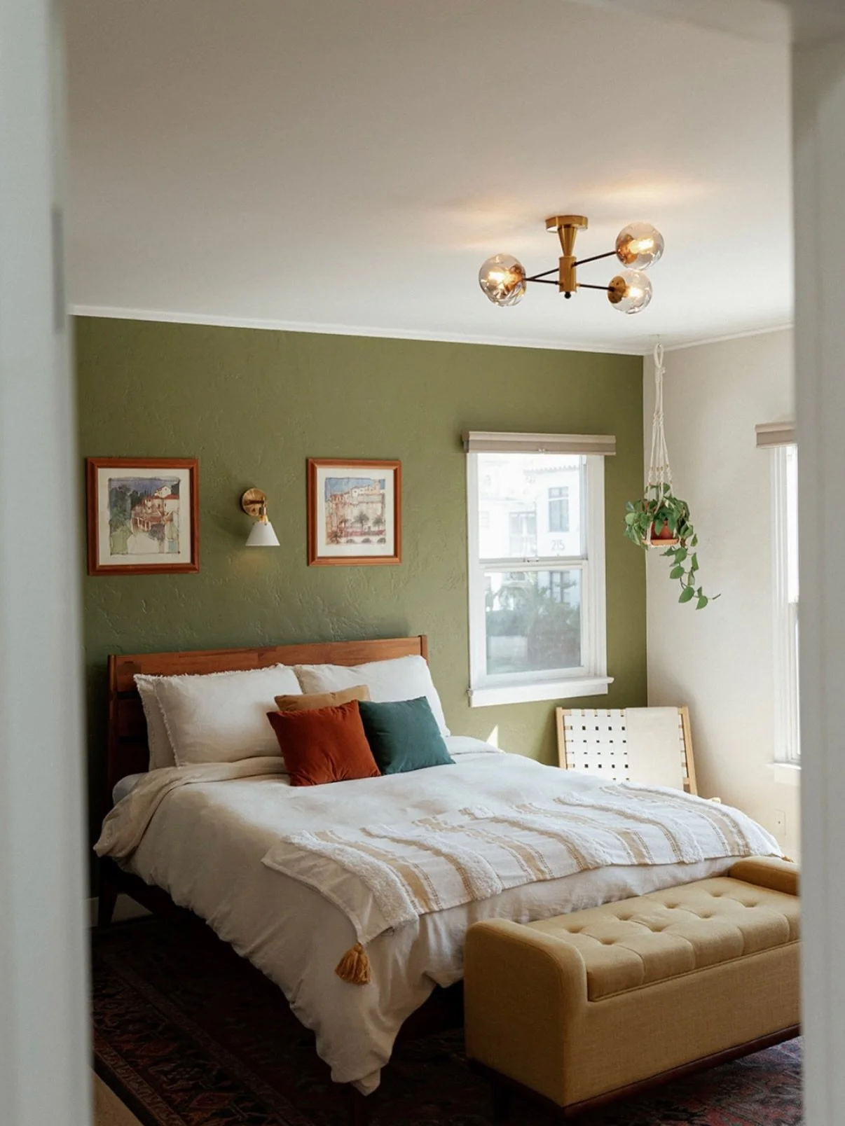 There is so much I love about working in real estate, but one of the best parts has to be the constant design inspiration. Every home is a reflection of its owner , a unique, personal canvas and getting to experience that daily is such a privilege. W
