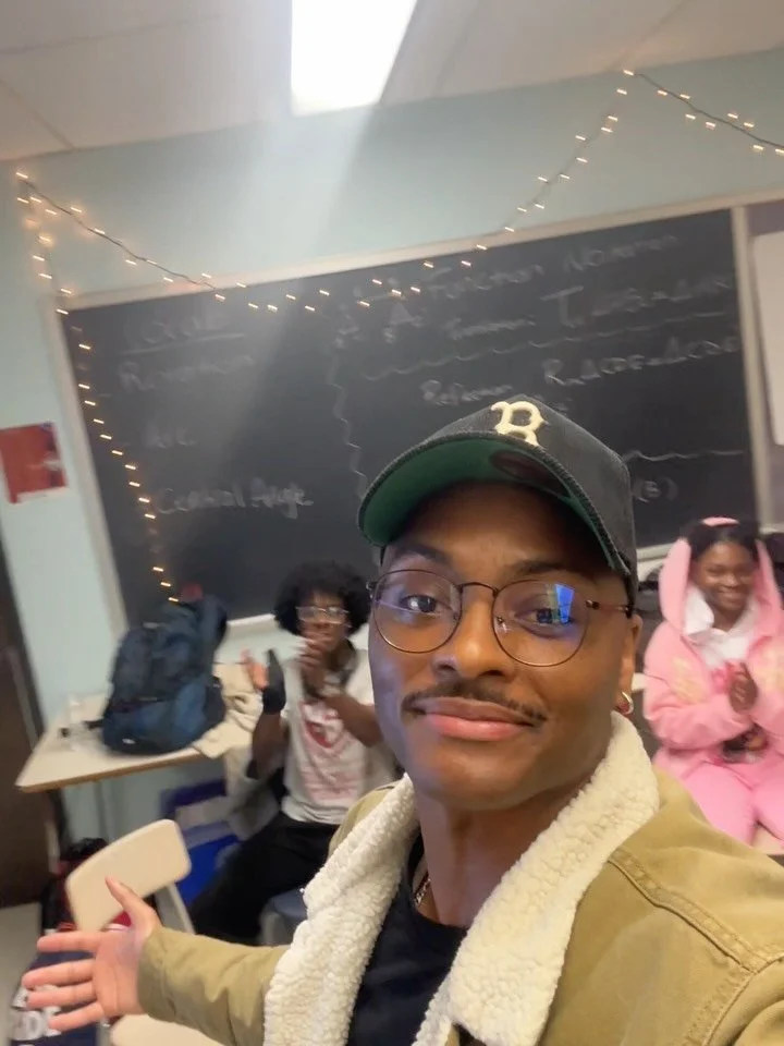 wear any costume that fits the color theme for YOUR CLASS.

🚫NO MASKS 🚫
🙅&zwj;♀️NOTHING SCARY🙅&zwj;♂️

LET&rsquo;S HAVE A GREAT NIGHT!