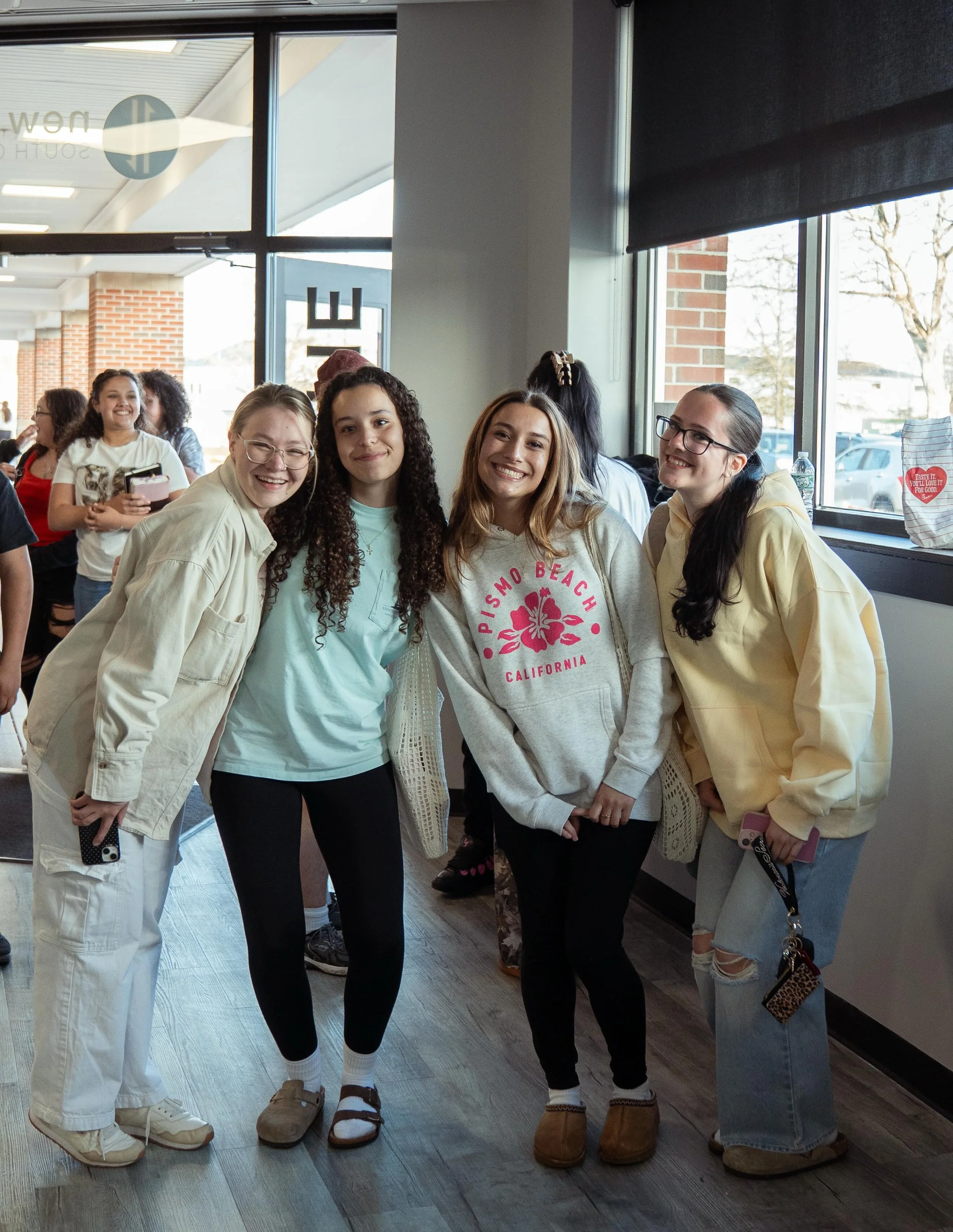 FRIENDS DON&rsquo;T LET FRIENDS MISS YOUTH. 🤟❤️&zwj;🔥

𝓢𝓮𝓮 𝔂𝓸𝓾 @ 6:30PM

(bring your Bible + a notebook 📓 )