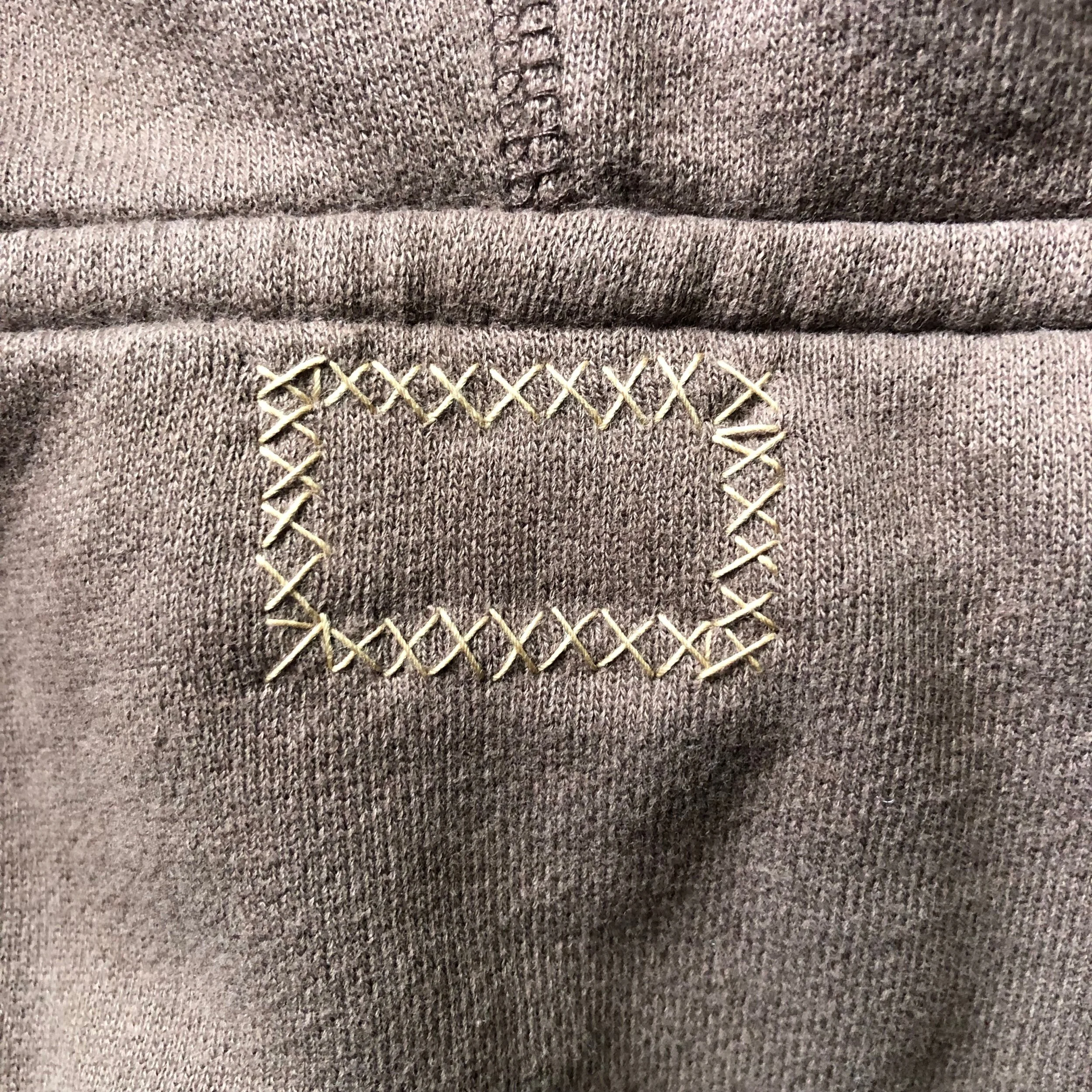 B2E7C956-90EA-43A8-8A42-857E46F96EBE