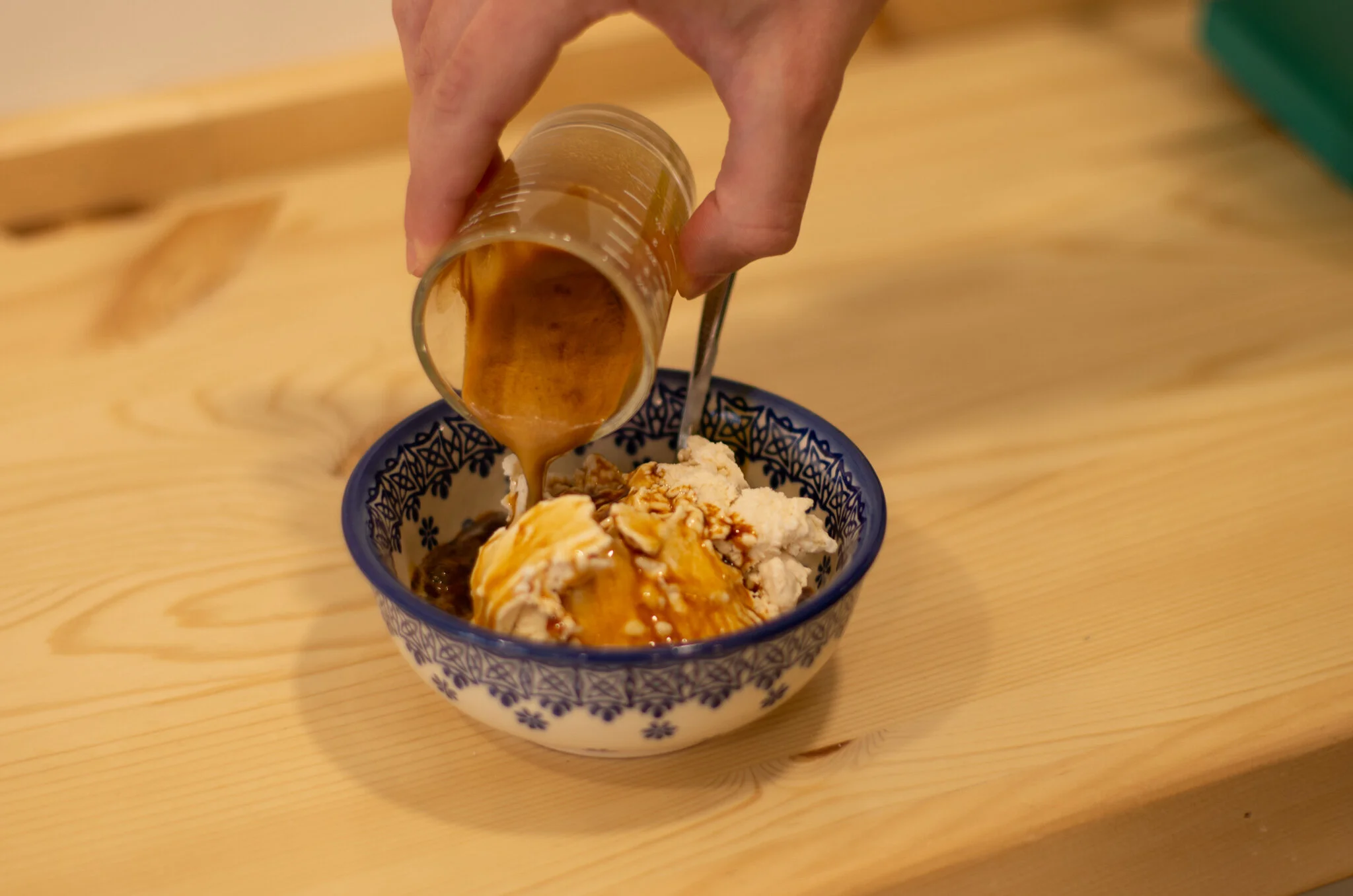 Caffe Affogato in preparation.jpg