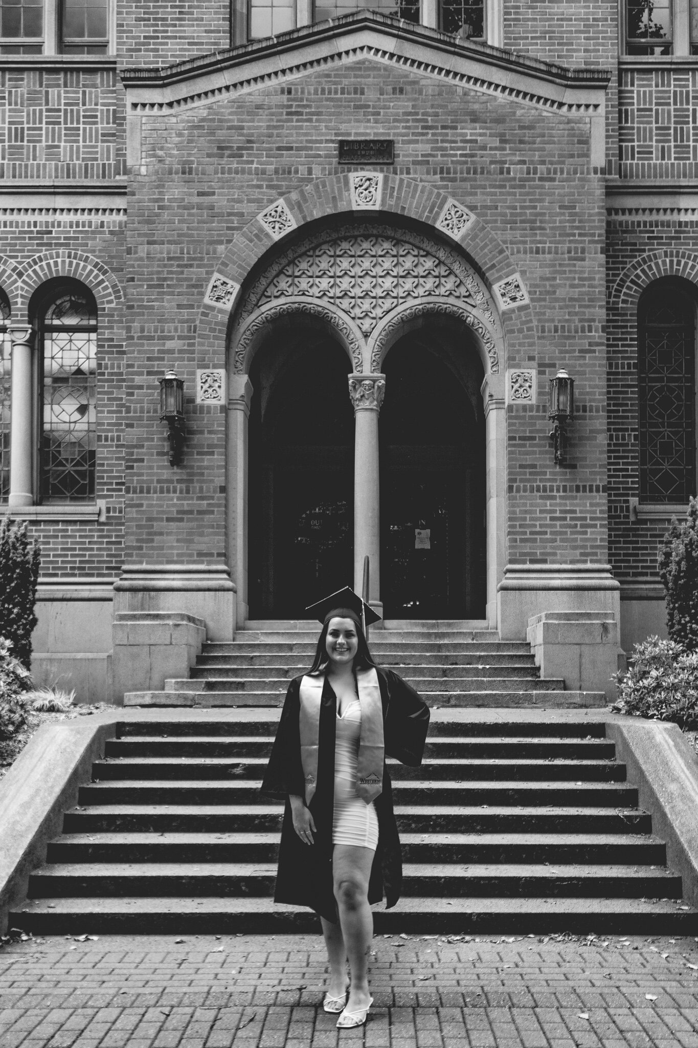MadisonDube Grad2020-1567.jpg