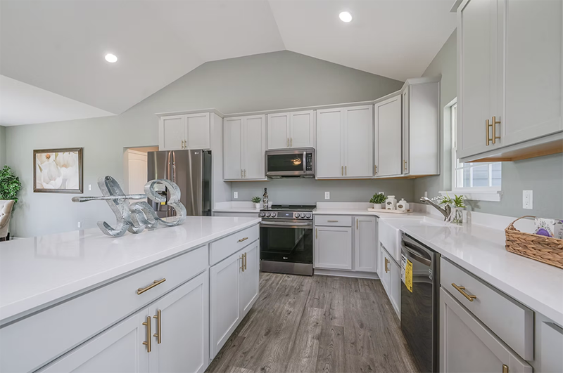 Carolina Gallery 6.png