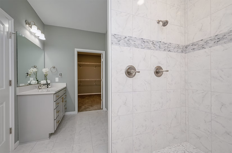 Carolina Gallery 19.png