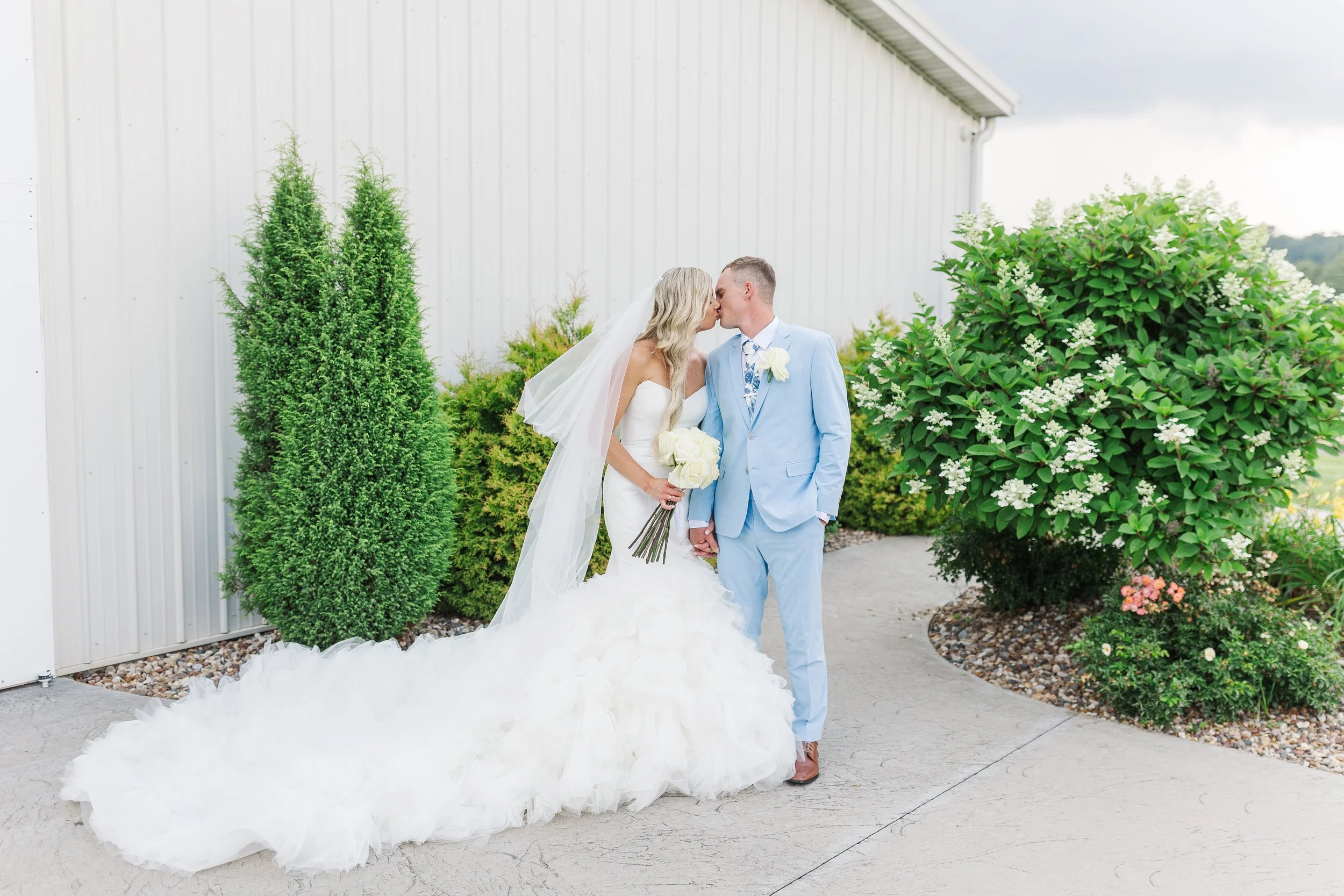 Peaceful farm-style wedding venue in Ste. Genevieve, Missouri, perfect for St. Louis couples.