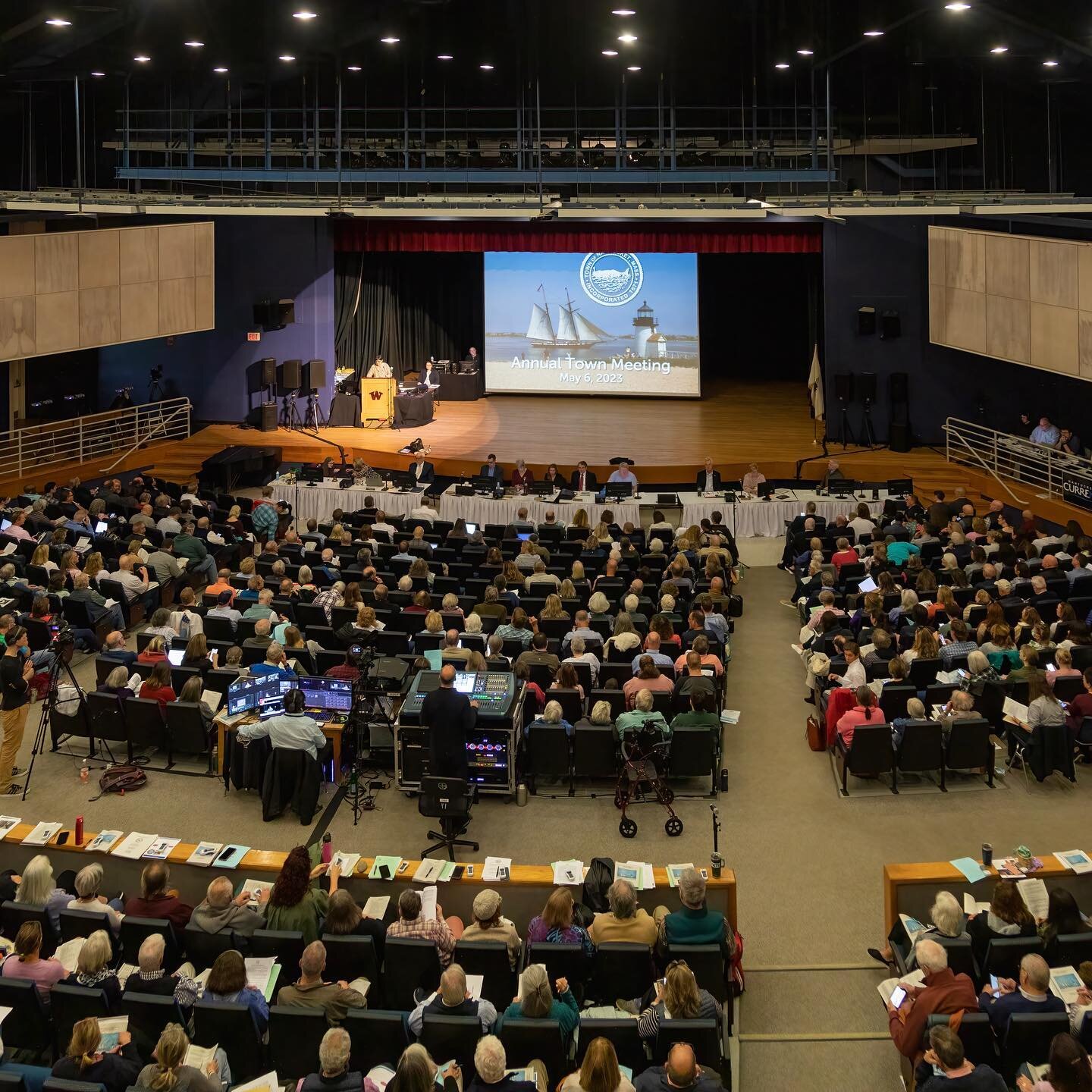 The weekend recap from #NantucketAboutTown ✉️✨ 

This past weekend, the 2023 Annual Town Meeting took place, with residents gathering at the high school to discuss and vote on various town issues. The meeting, which was held over two days, covered a 