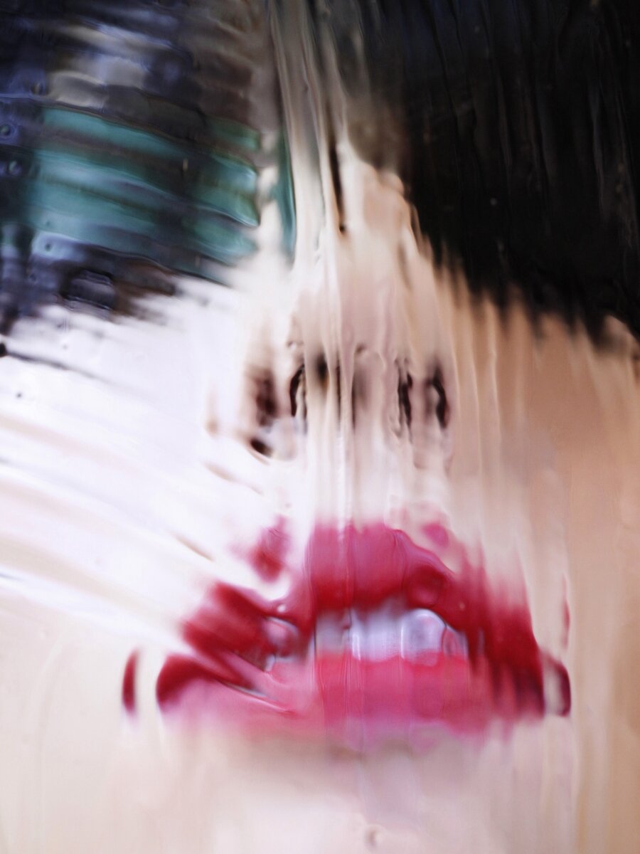 Marilyn Minter, Bleary , 2015, C-print