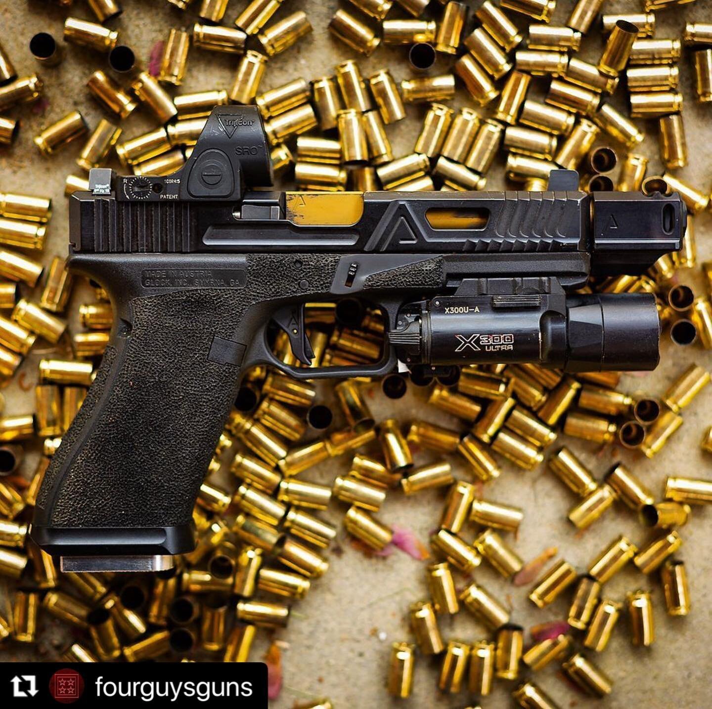One of the first builds to come out of the shop still out running! What&rsquo;s the round count on your Agency?

#agencyarms #syndicate #agentlife #agencylifestyle 
#tradecraft #gotserrations #agencyarmsofficial #agencyedc #agencyarmsbuild #custompis