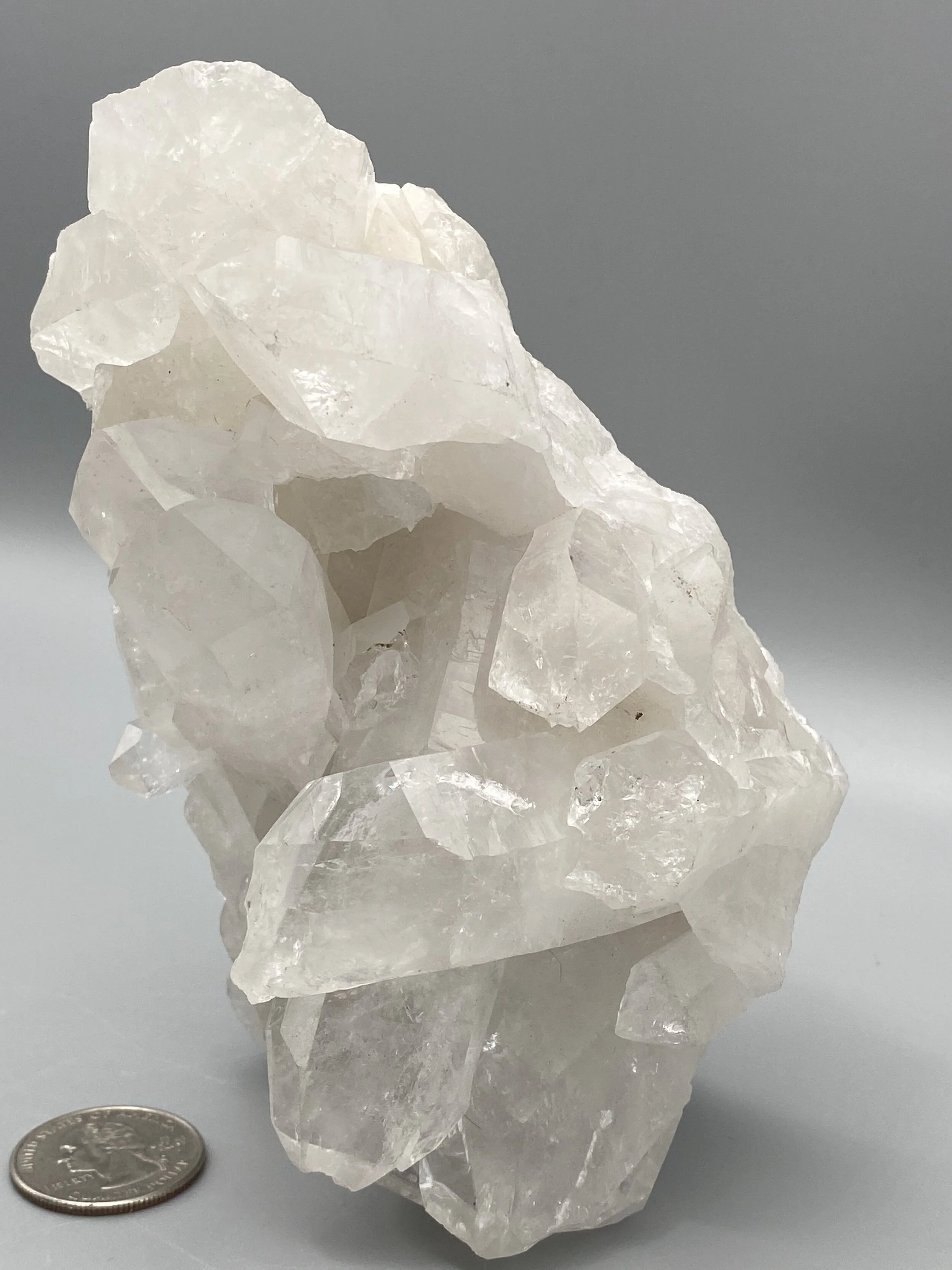 A-12009 Clear Quartz Cluster 820g_E.JPG