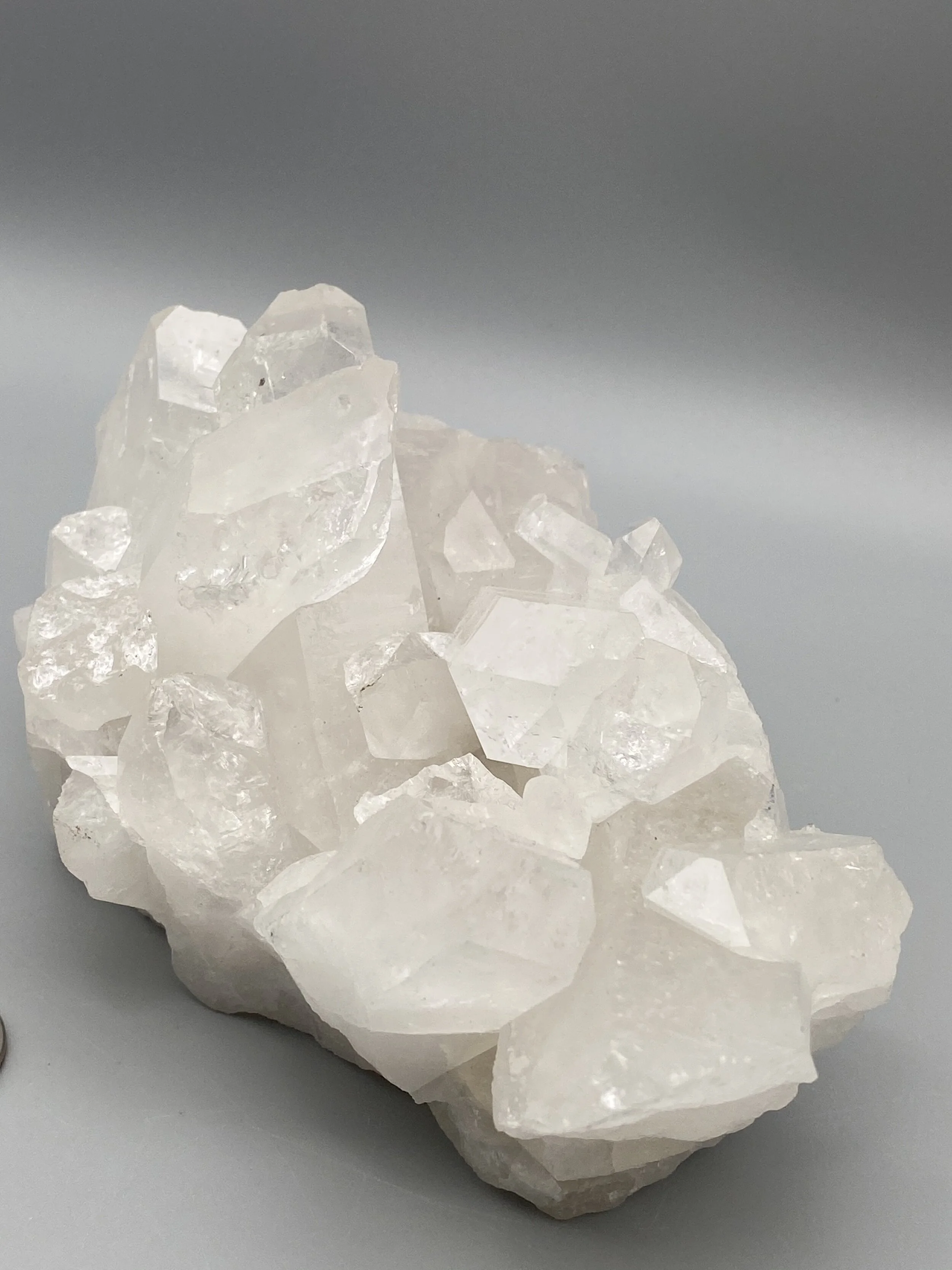 A-12009 Clear Quartz Cluster 820g_I.JPG