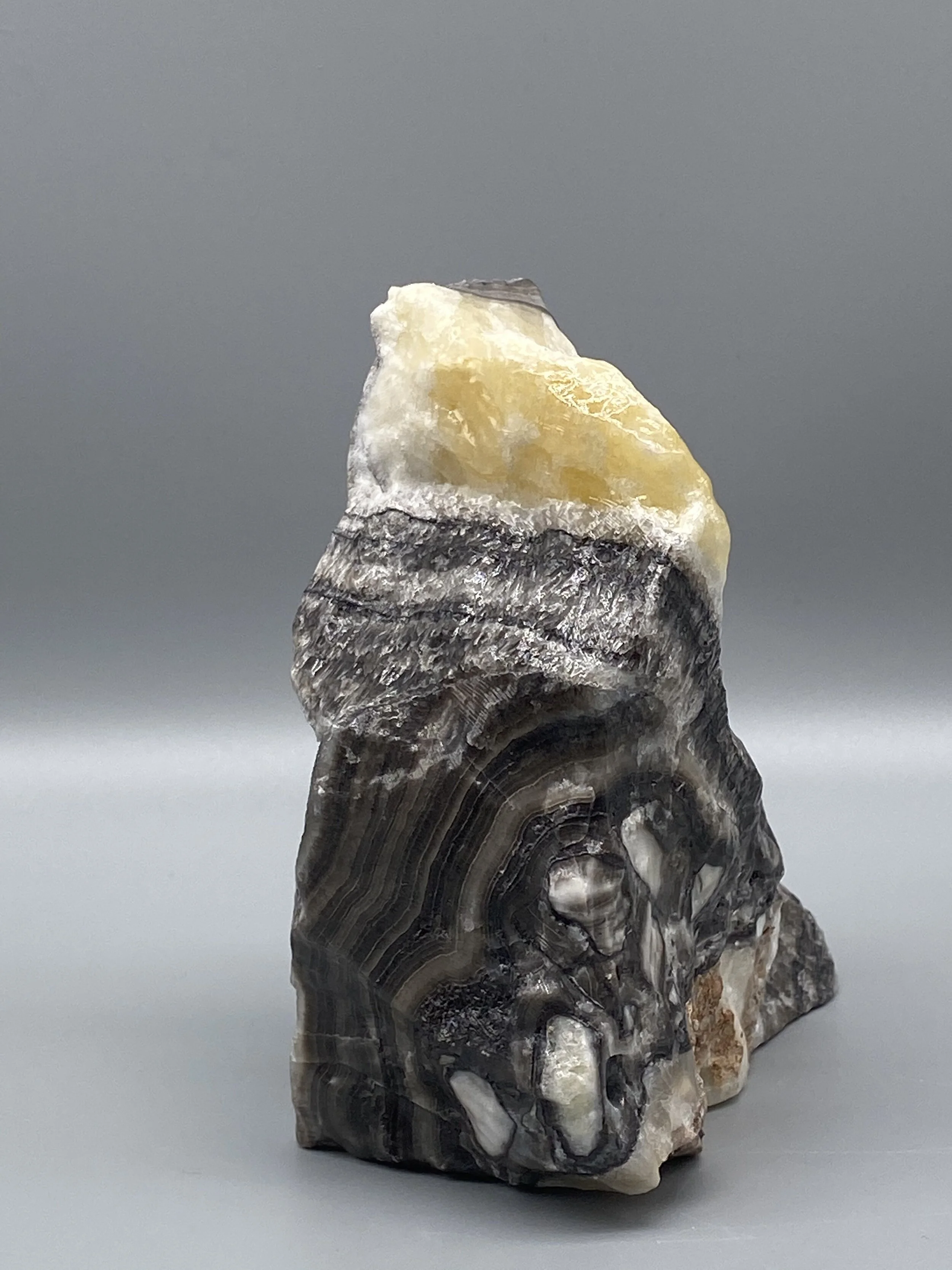 A-12012 Yellow Black Calcite 955g_D.JPG