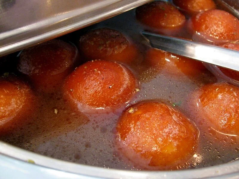 Tamba: gulab jamun for dessert!
