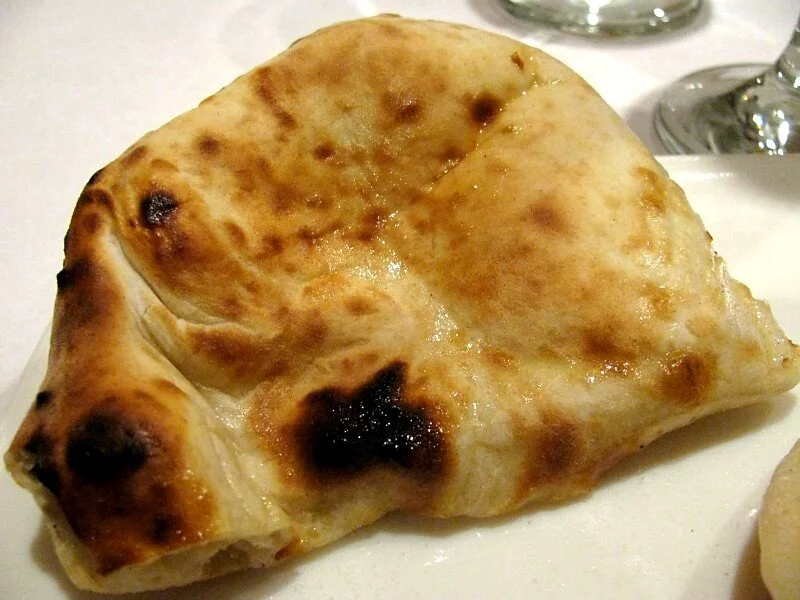 Tamba: homemade naan