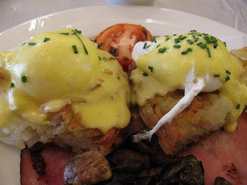 Review: [Closed] Brunch at Chez Lucienne ~ field trip to the "Crack is Wack Playground"