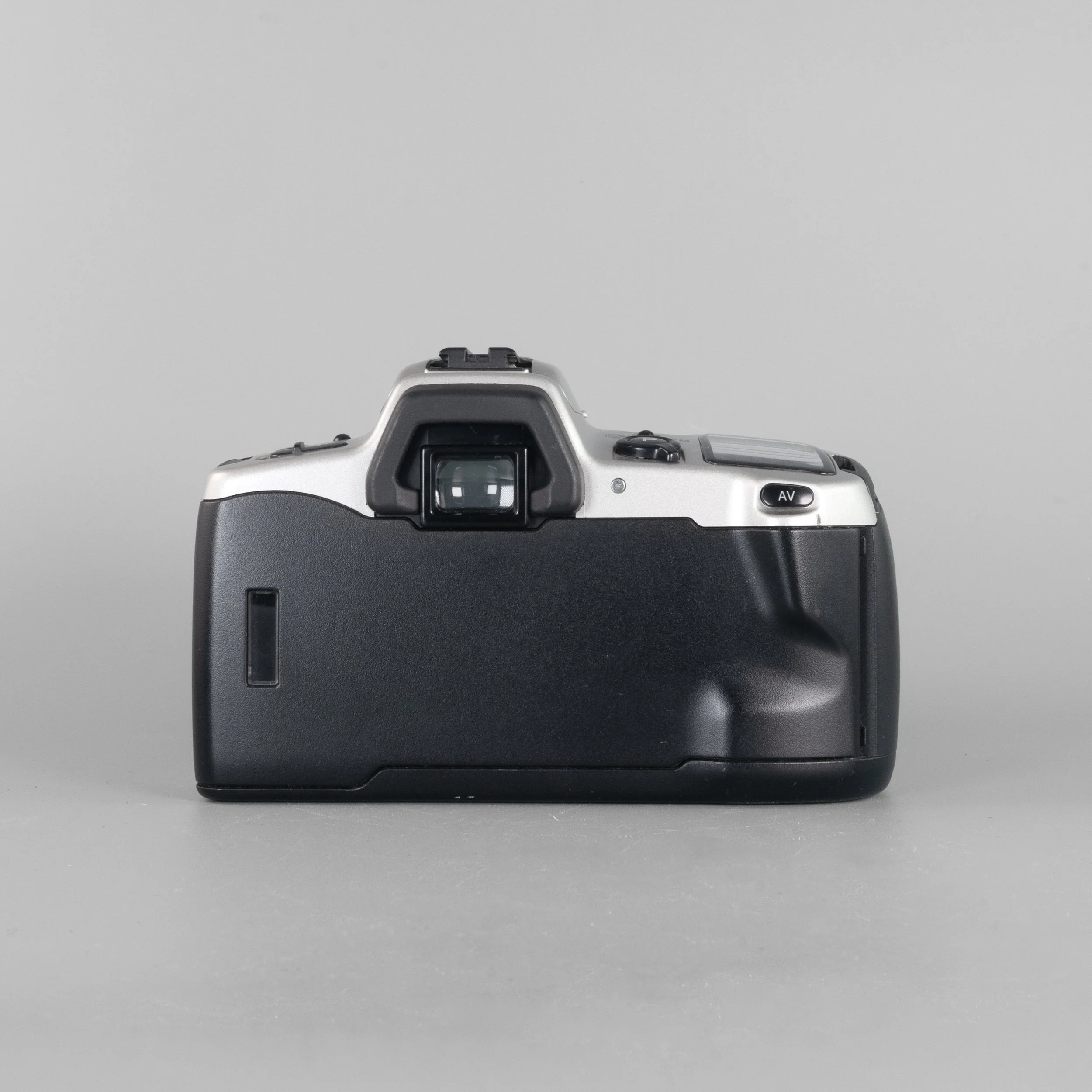 Minolta Dynax 500si compact point and shoot camera refurbished analogue photography Buy now pay later Clearpay Klarna affordable vintage reusable