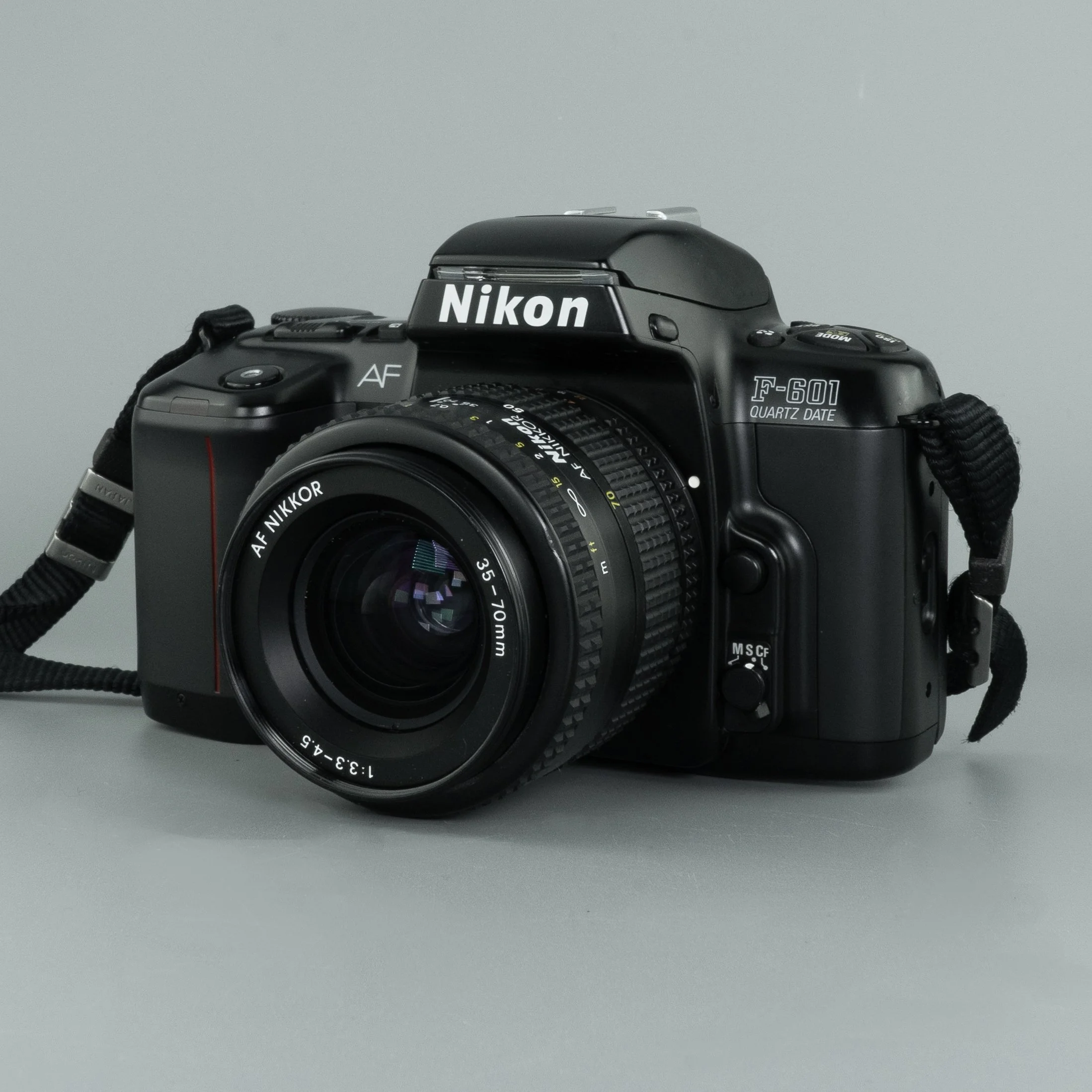 □Nikon F-601 QUARTZ DATE 一眼レフ フィルムカメラ 【公式通販】