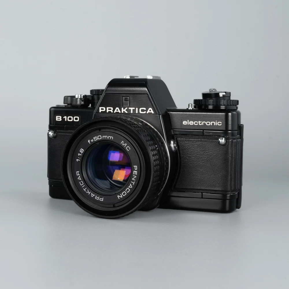 Appareil Photo Argentique Praktica B100 Avec Objectif 1:2.8 28mm, Bon état