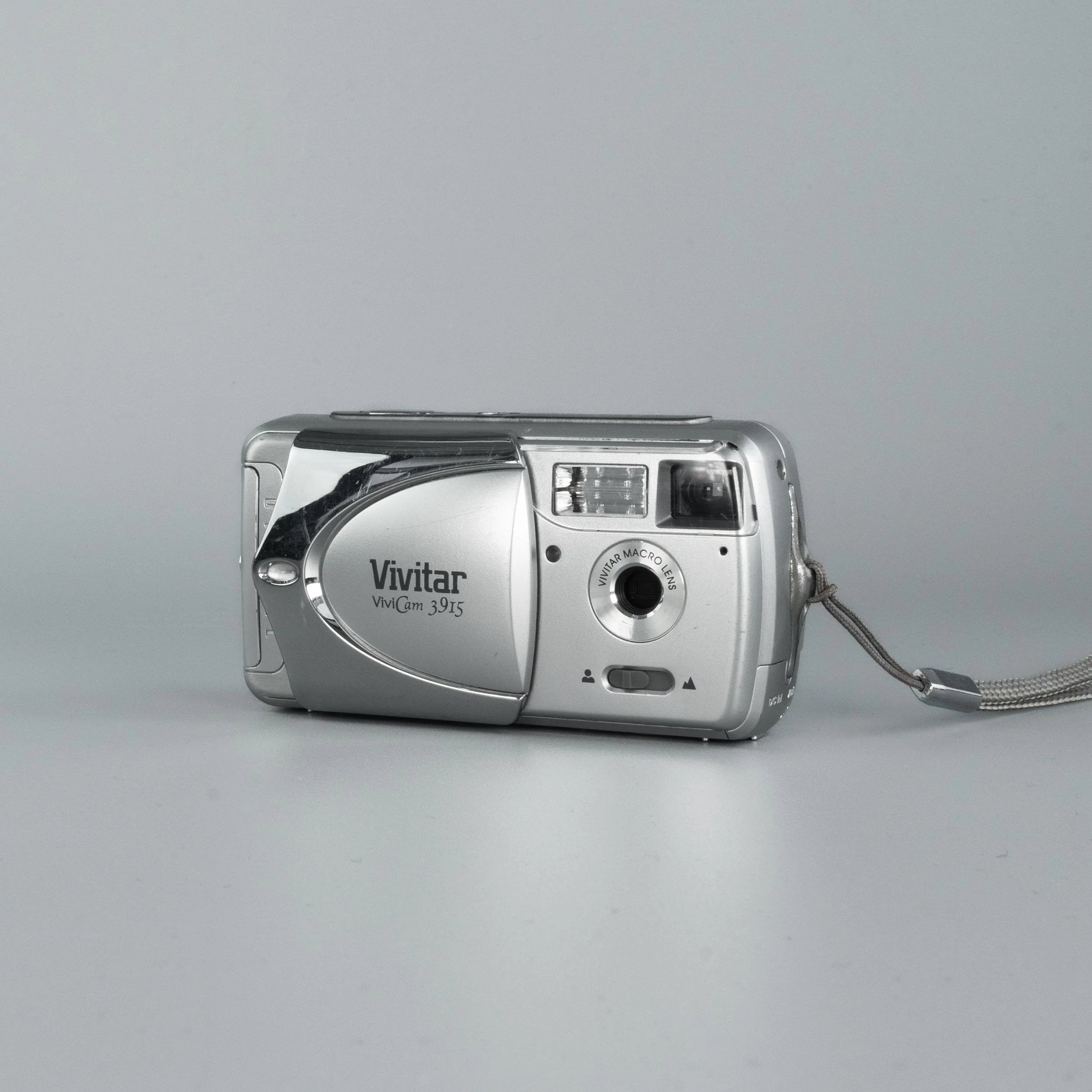 Digital Compact Point and Shoot Cameras — LensFayre