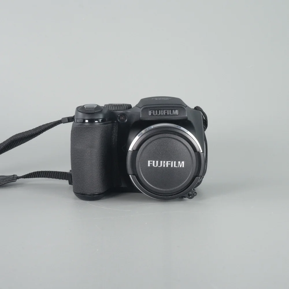 Appareil Photo Fujifilm Finepix S5700 – Bridge – Noir – Occasion Avec Housse
