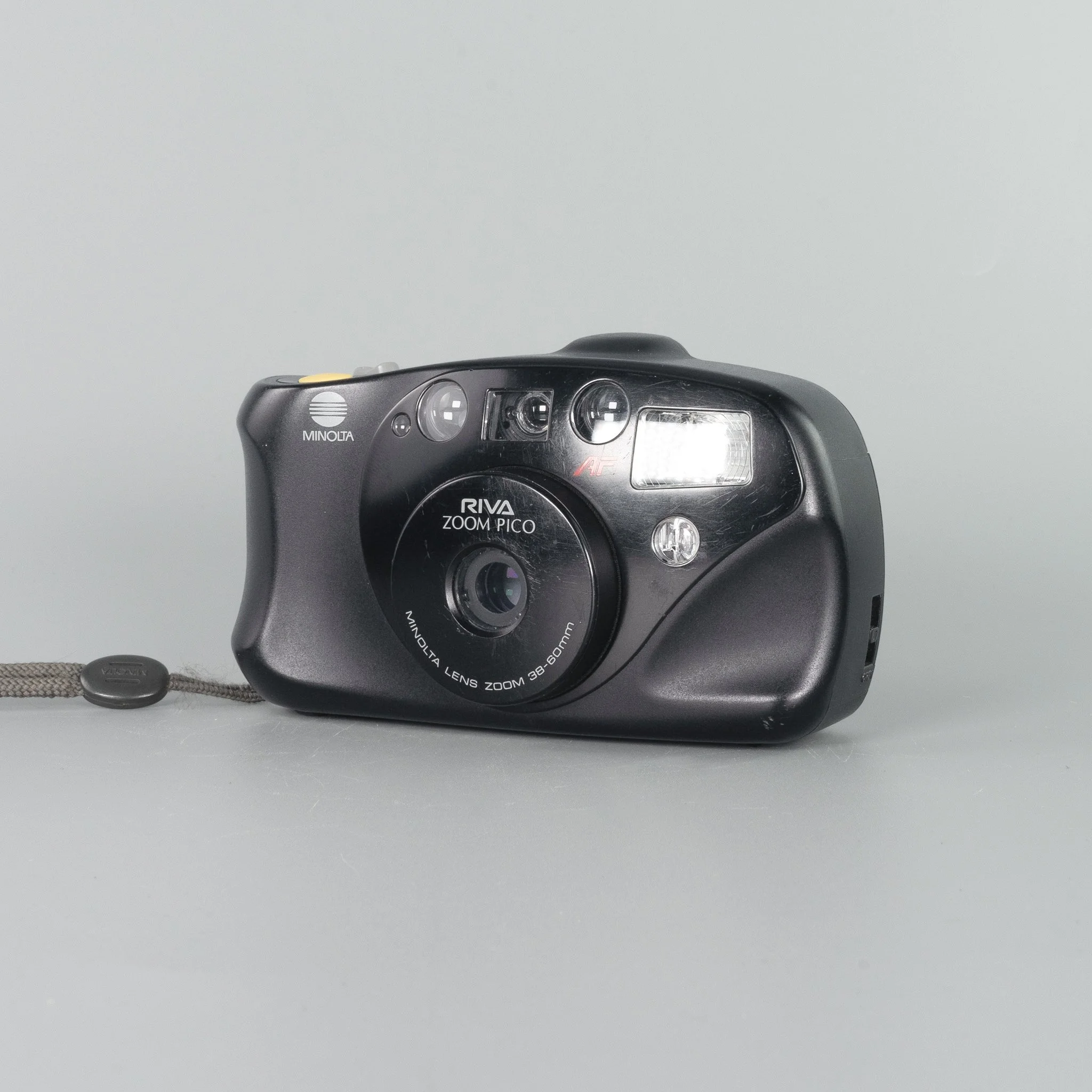 Appareil Photo Minolta Riva Zoom Pico - Compact 35mm, Flash Intégré, Fonctionne