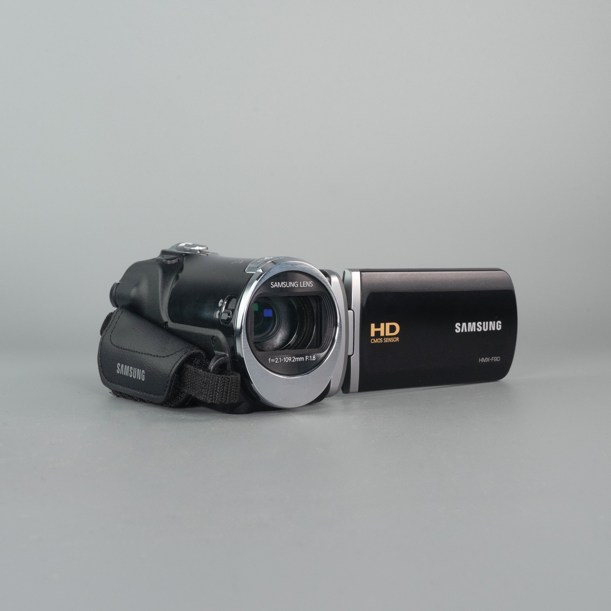 Samsung HMX- F90 camcorder video camera SD HD digital PAL nineties 80s y2k vhs where to buy trusted cheap reliable Buy now pay later Clearpay affordable Analogue Wonderland top rated Nottingham