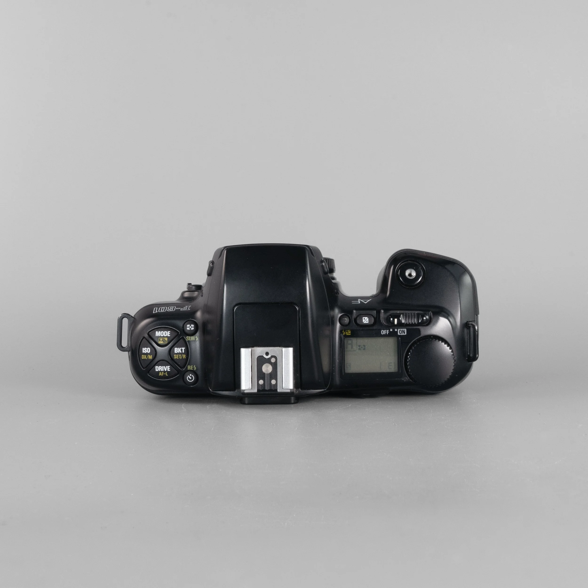 Nikon F601-1.jpg
