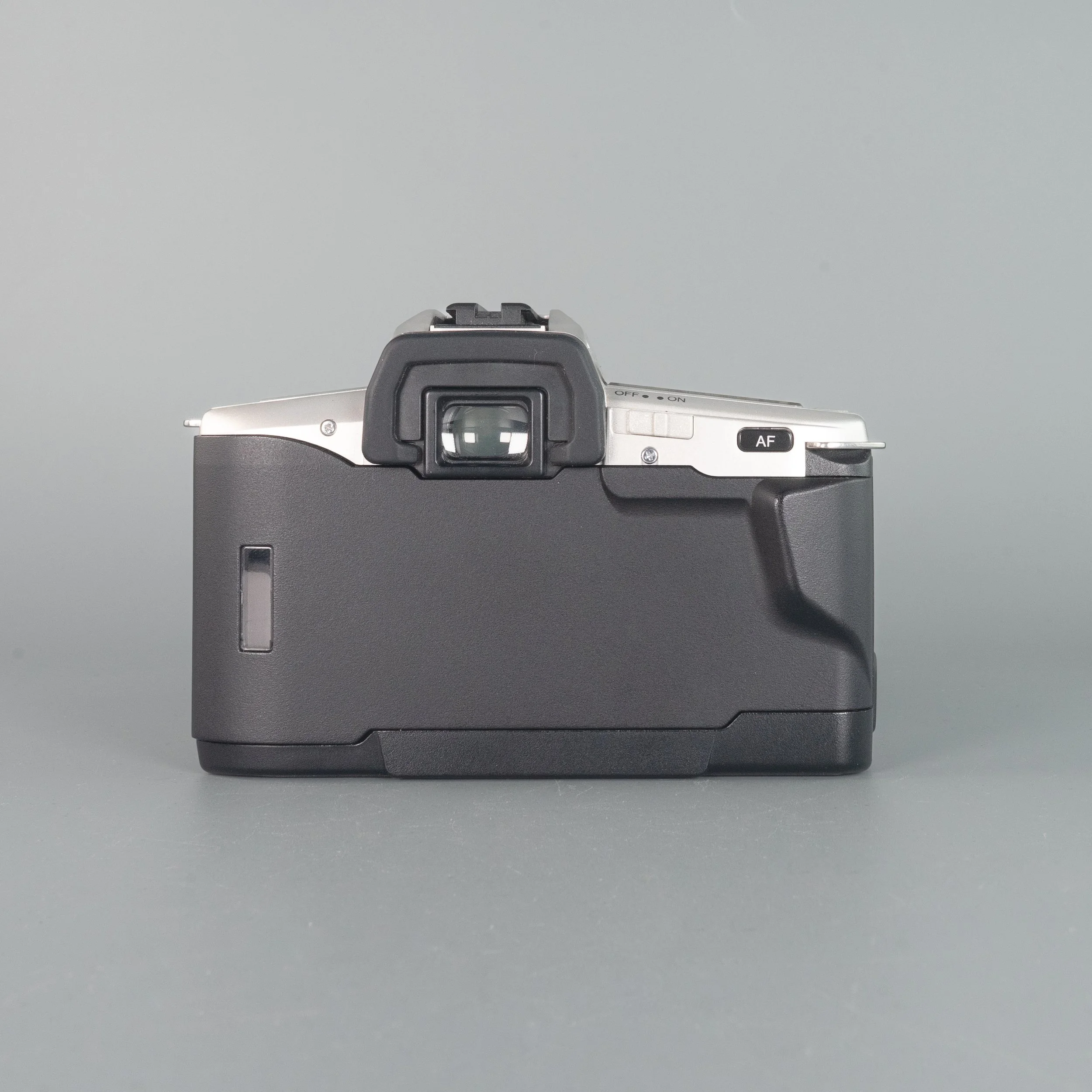 Minolta Dynax 3L 35mm SLR Film Camera refurbished analogue photography Buy now pay later Clearpay Klarna affordable vintage reusable best film camera West Yorkshire Cameras