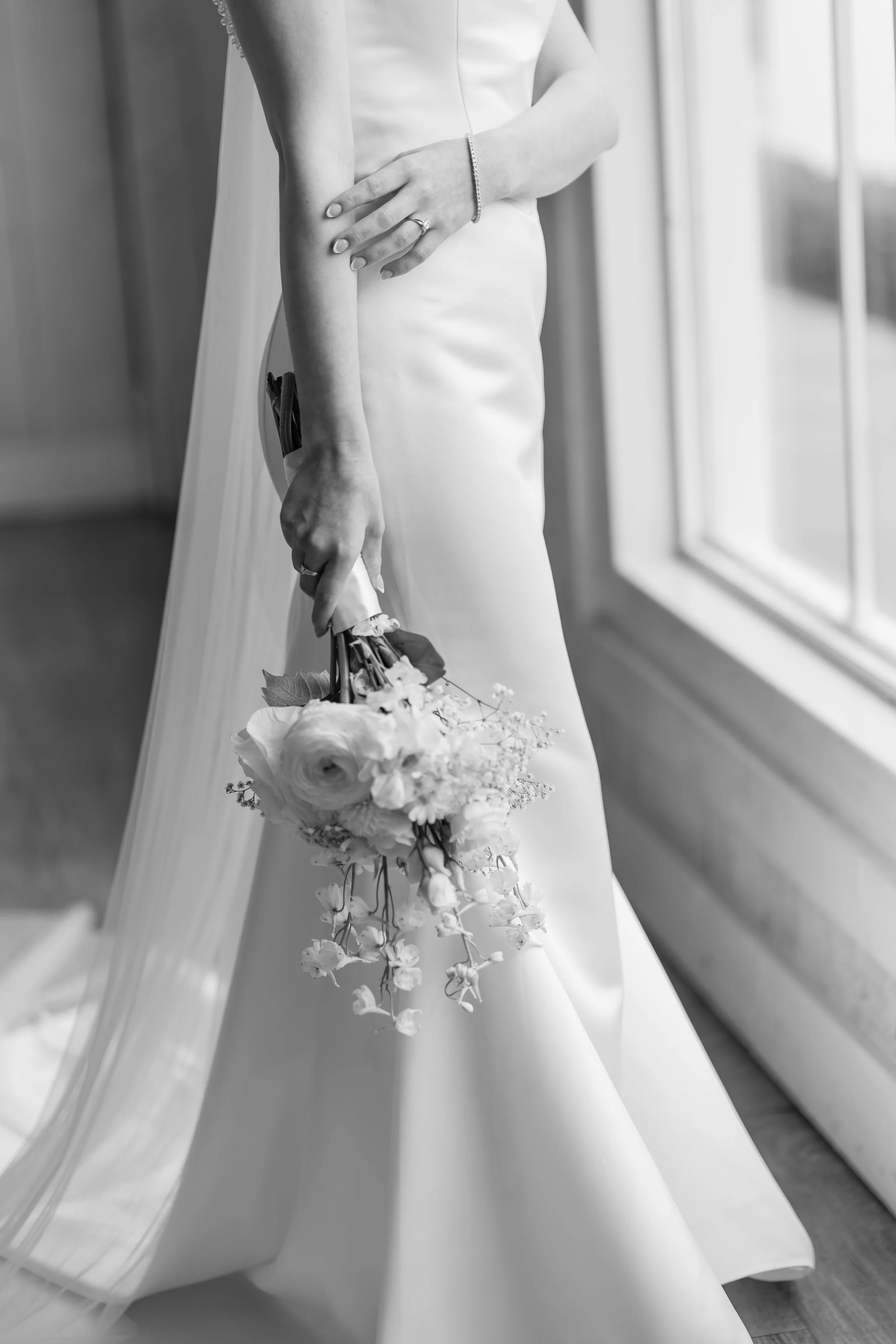 Emily and Joshua_Getting ready_Spring Venue (34).jpg