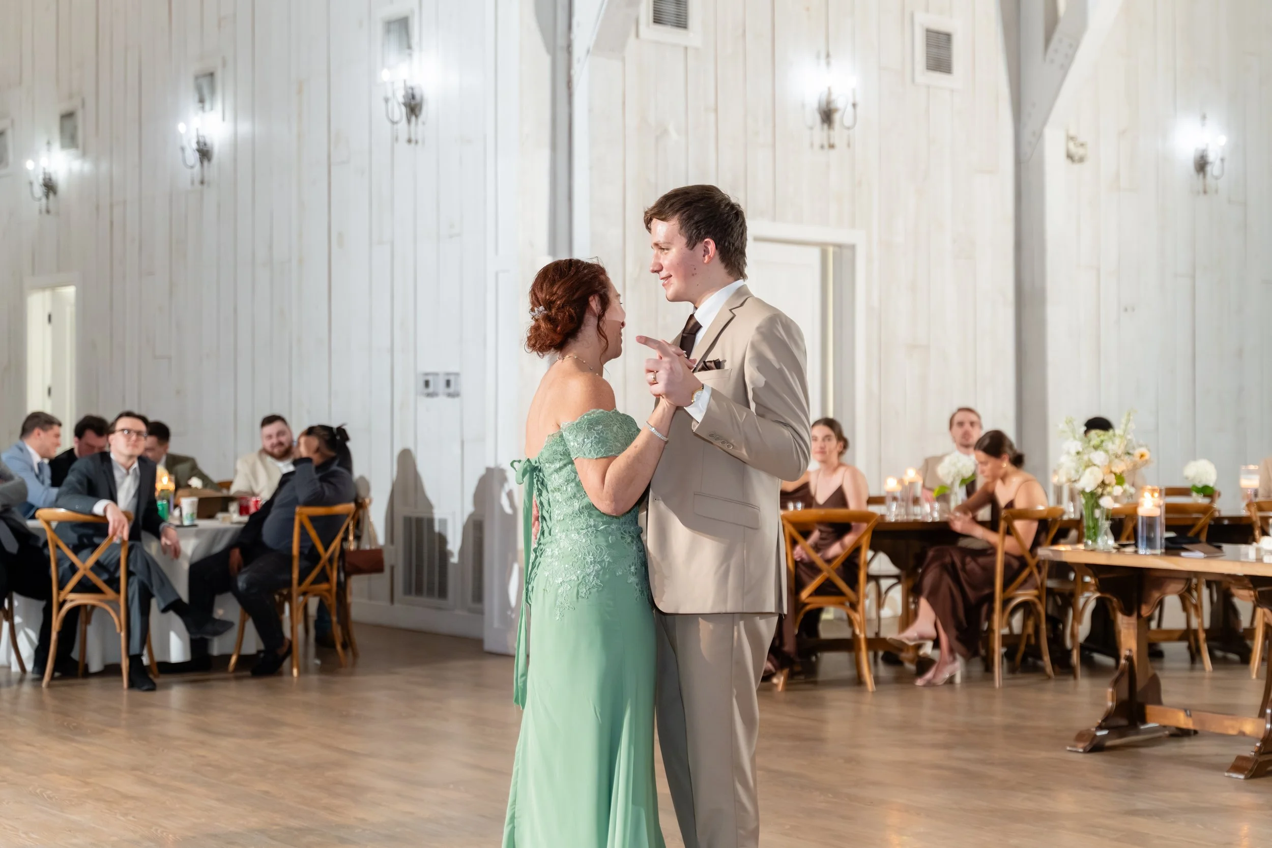 Emily and Joshua_Reception_Spring Venue (74).jpg