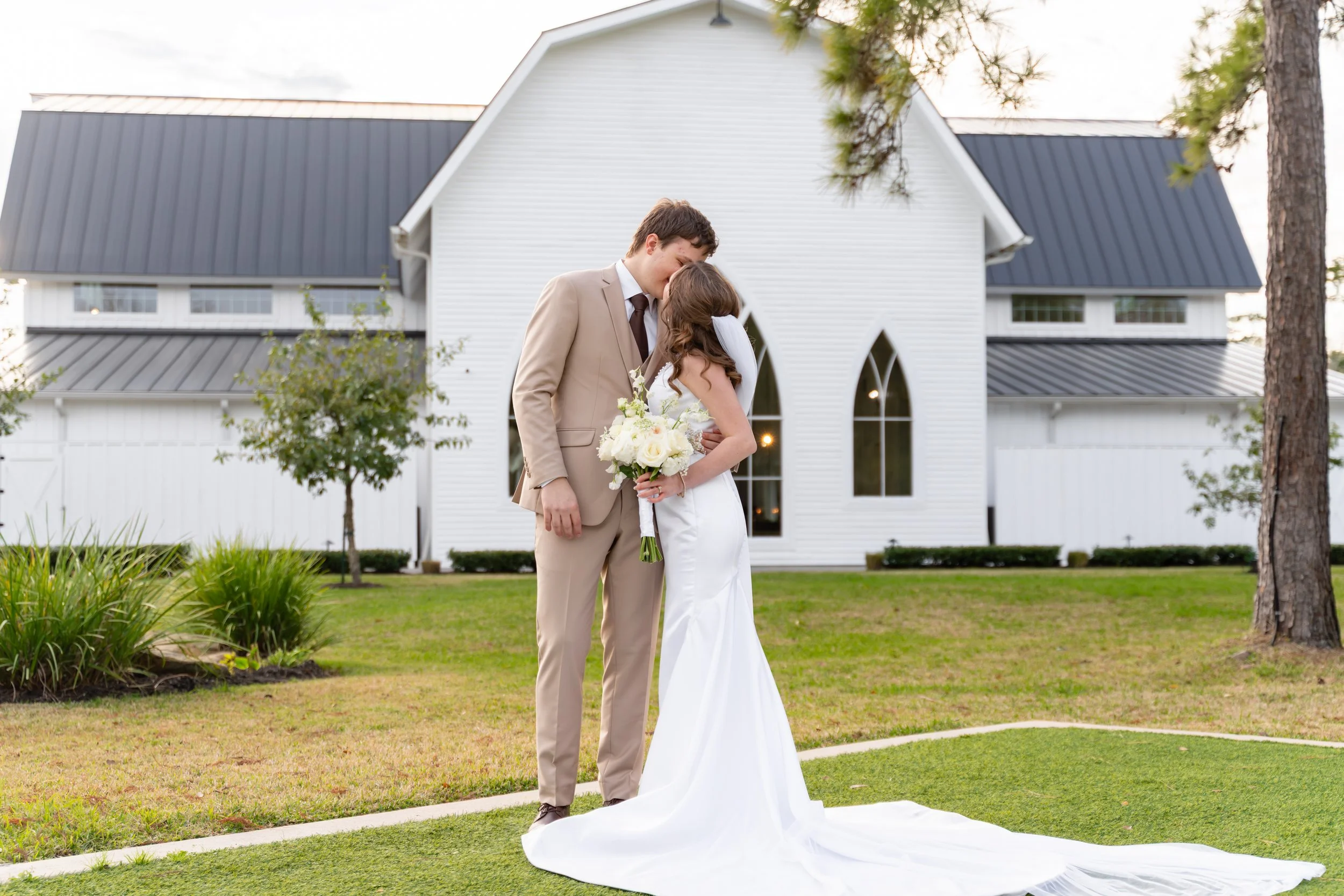 Emily and Joshua_Bride and Groom_Spring Venue (19).jpg