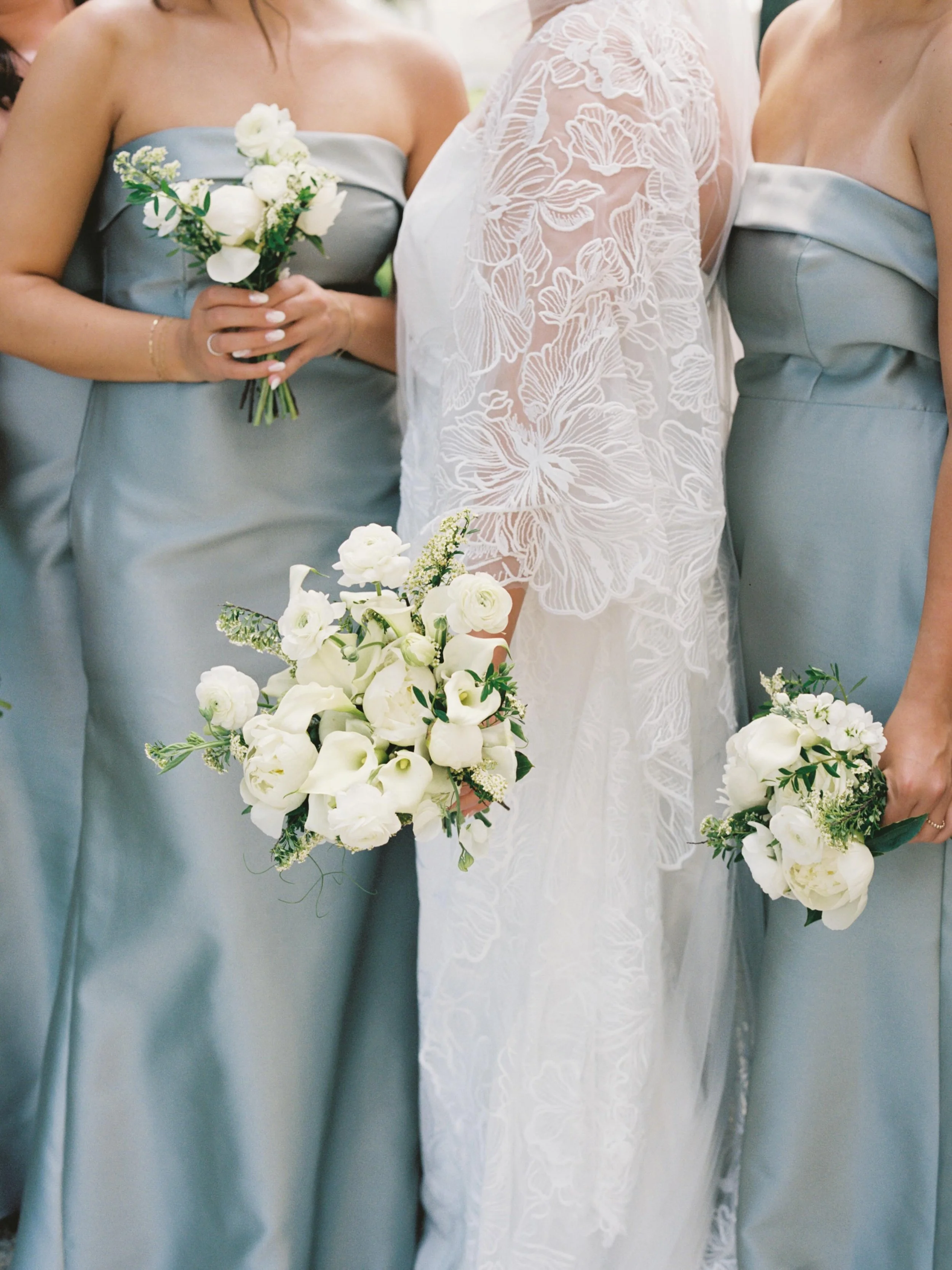 some details of Hannah &amp; Shawn&rsquo;s perfect spring day ✨ featuring the most perfectly mismatched linens from @stradleydavidson