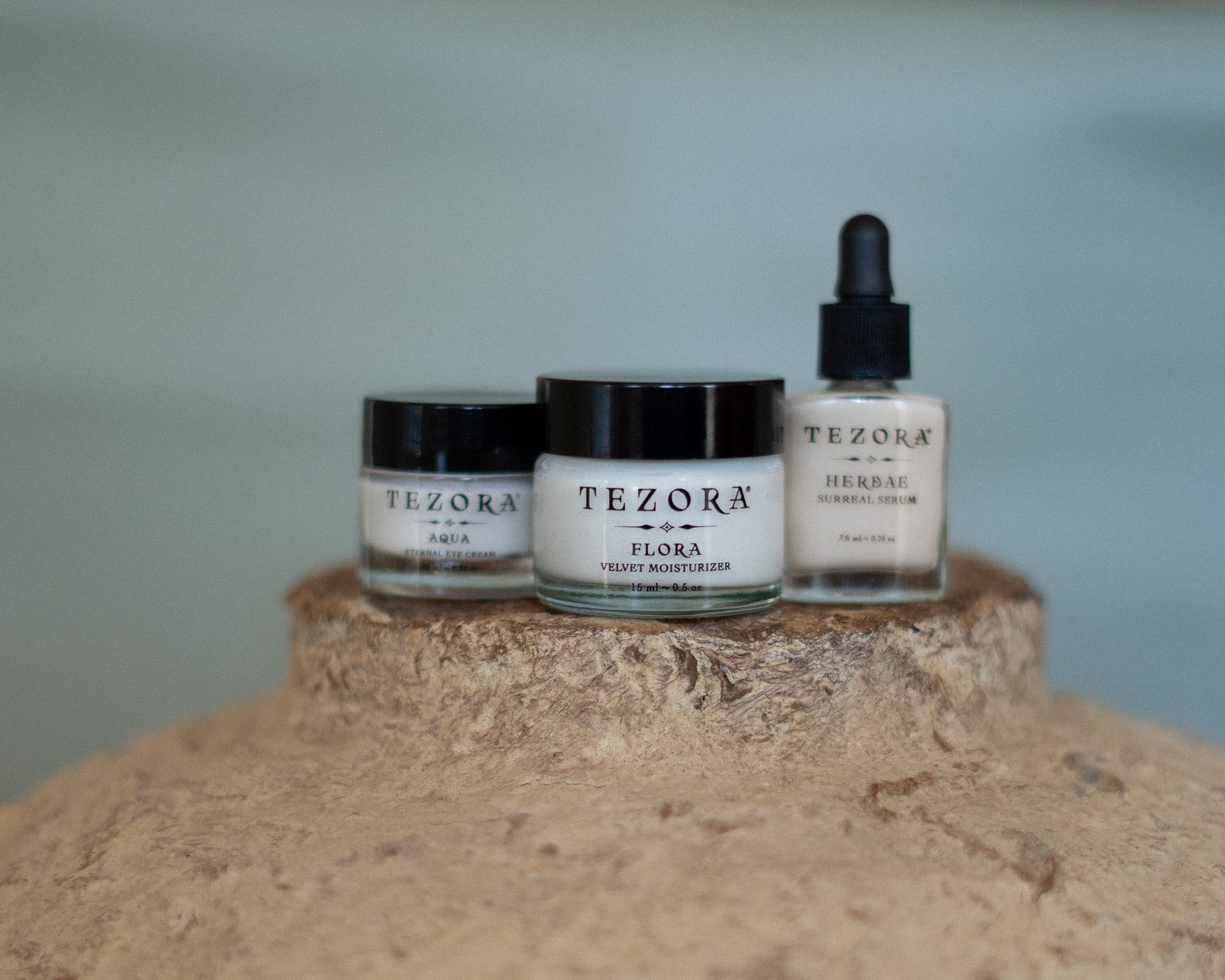 Tezora Mini Flora Velvet Moisturizer
