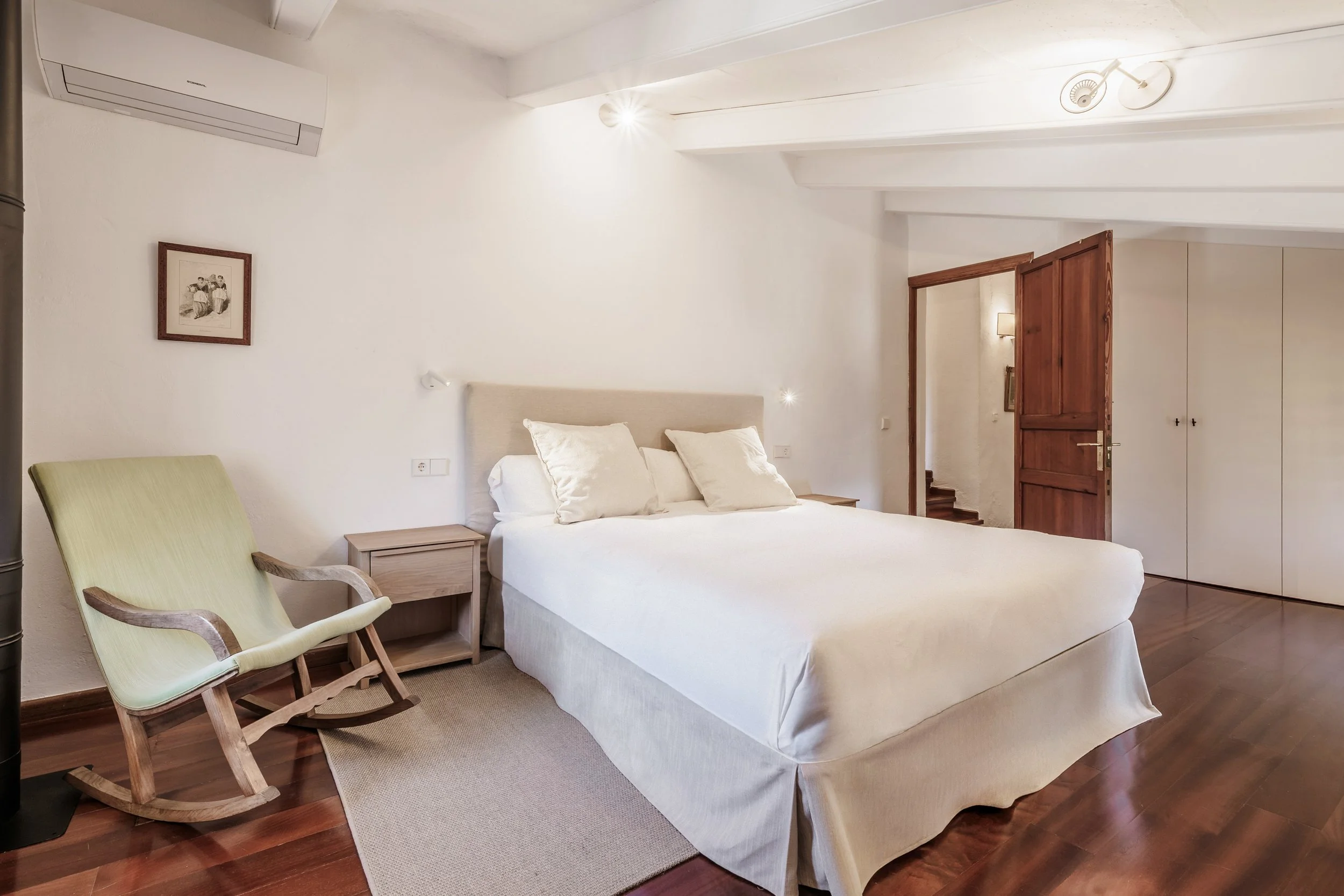 14 Habitacio 1 Balencí Ruberts.JPG