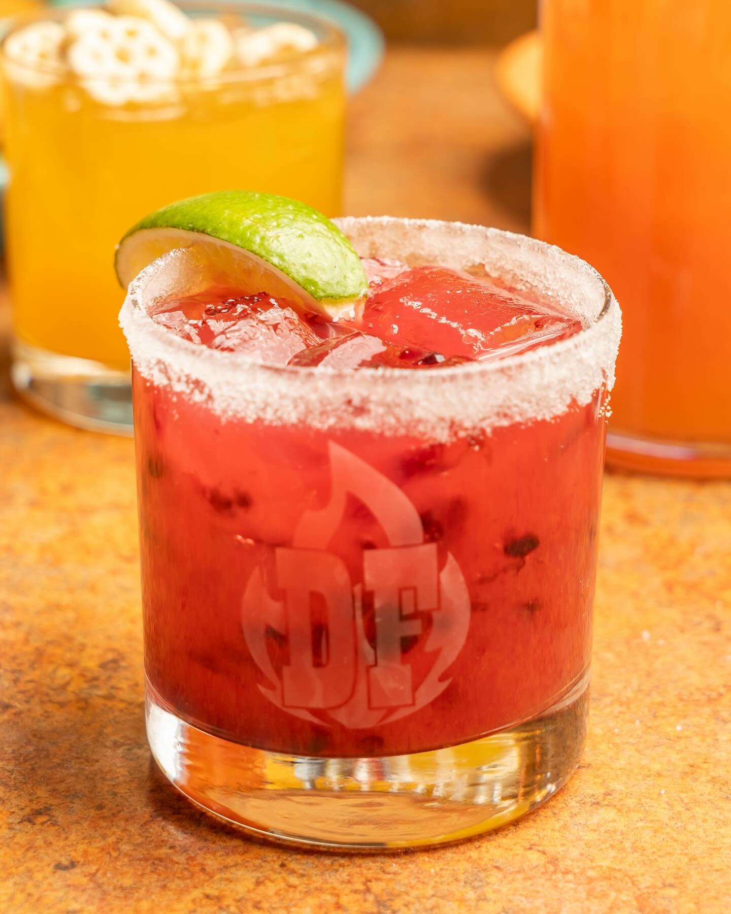 Cheers to this beautiful 70 degree spring day on Long Island ☀️🕶️🍹

#cheers #spring #sun #cocktails #margarita #delfuego #longisland #babylon #stjames #patchogue #eastnorthport #yelp #foodies #eeeeeats