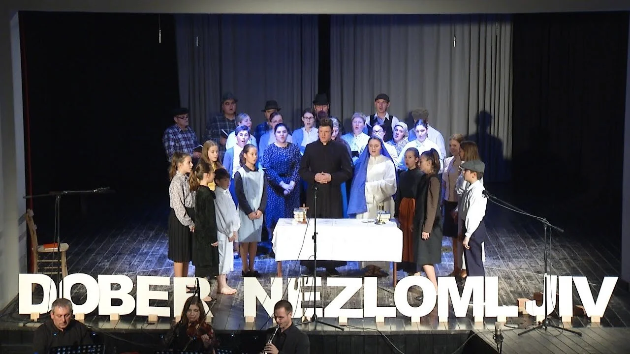 Muzikal Dober in nezlomljiv