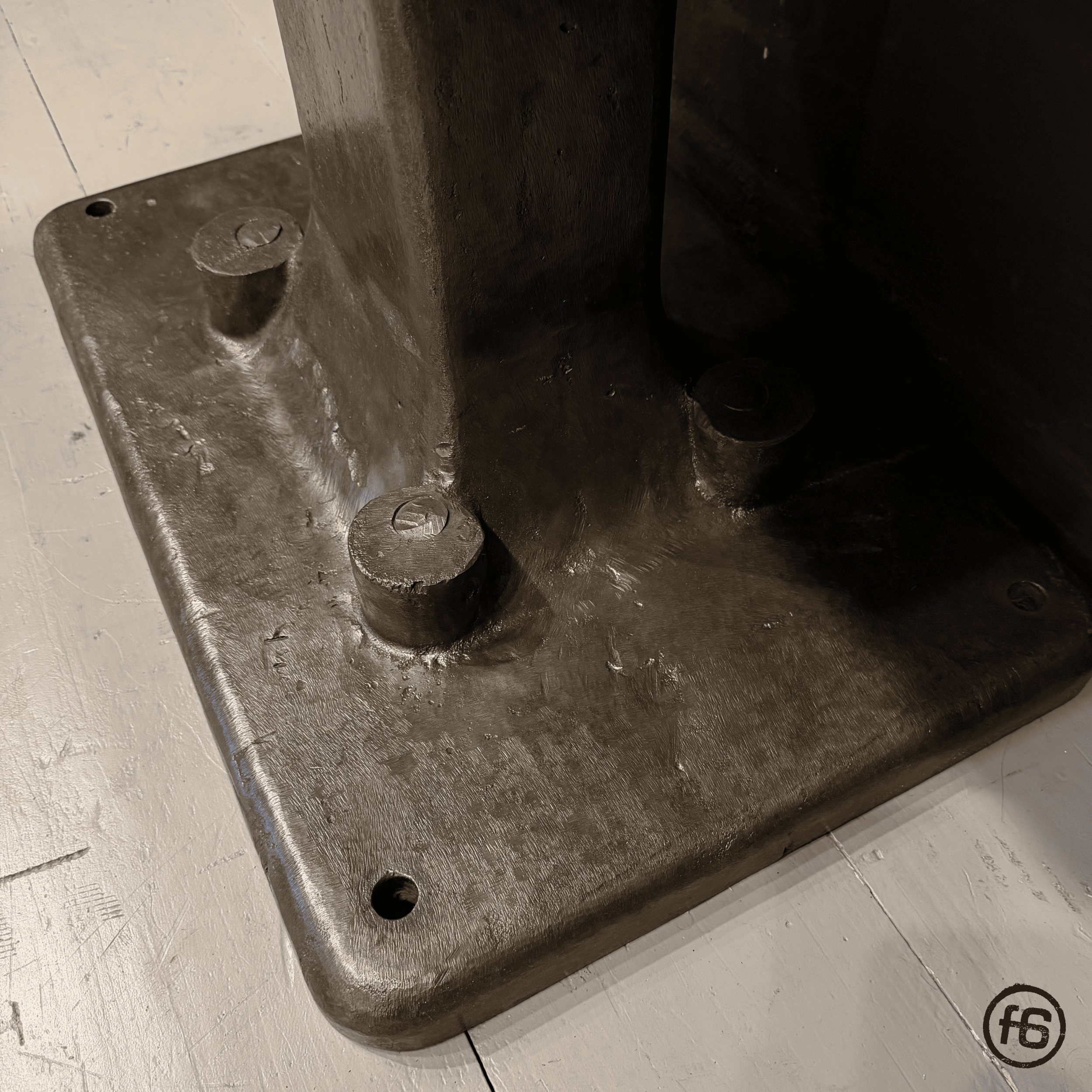 Industrial Beistelltisch, Anrichte, Sideboard, TV Möbel, flat six ahrensburg 7.png